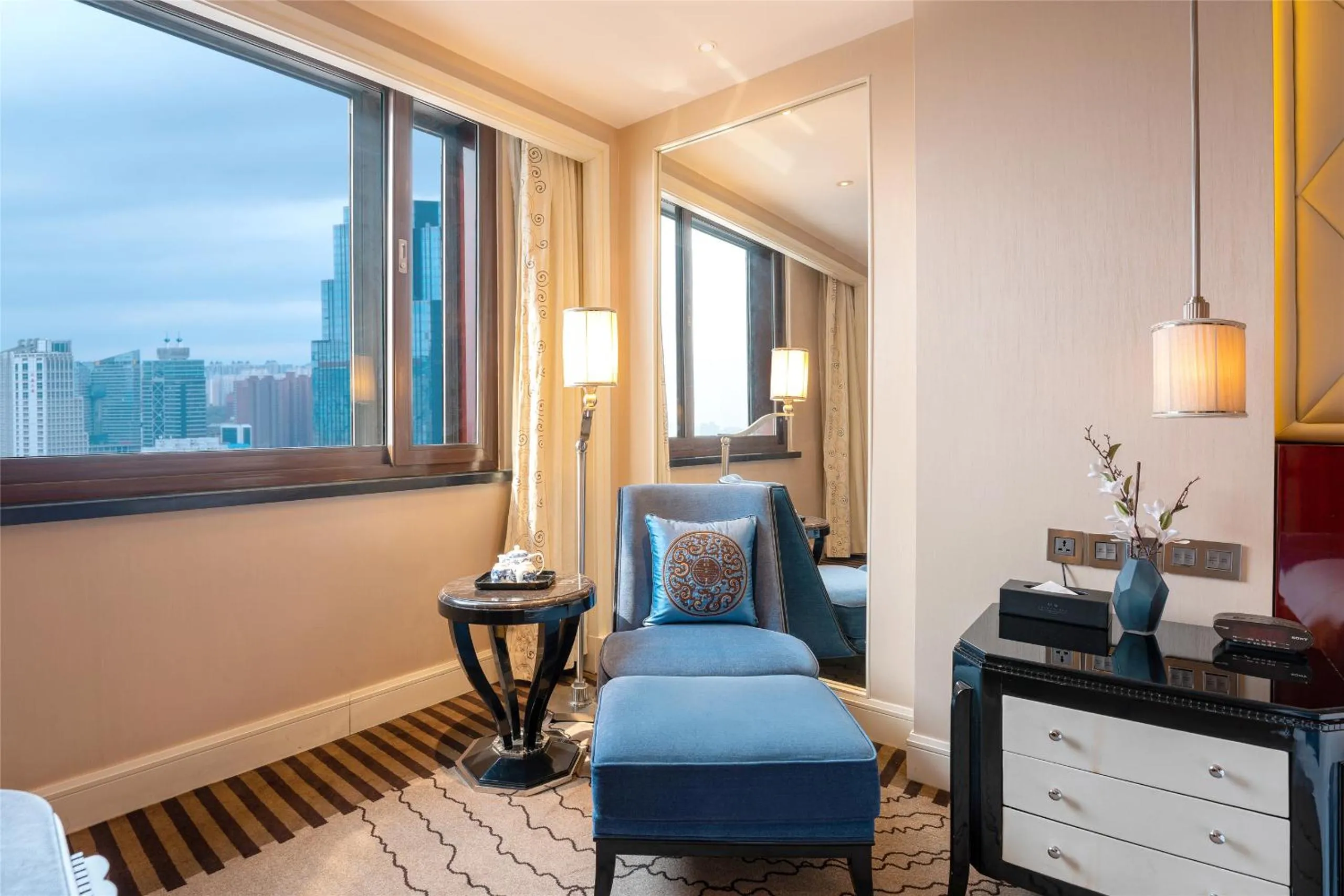 Yun-Zen Jinling World Trade Plaza Hotel
