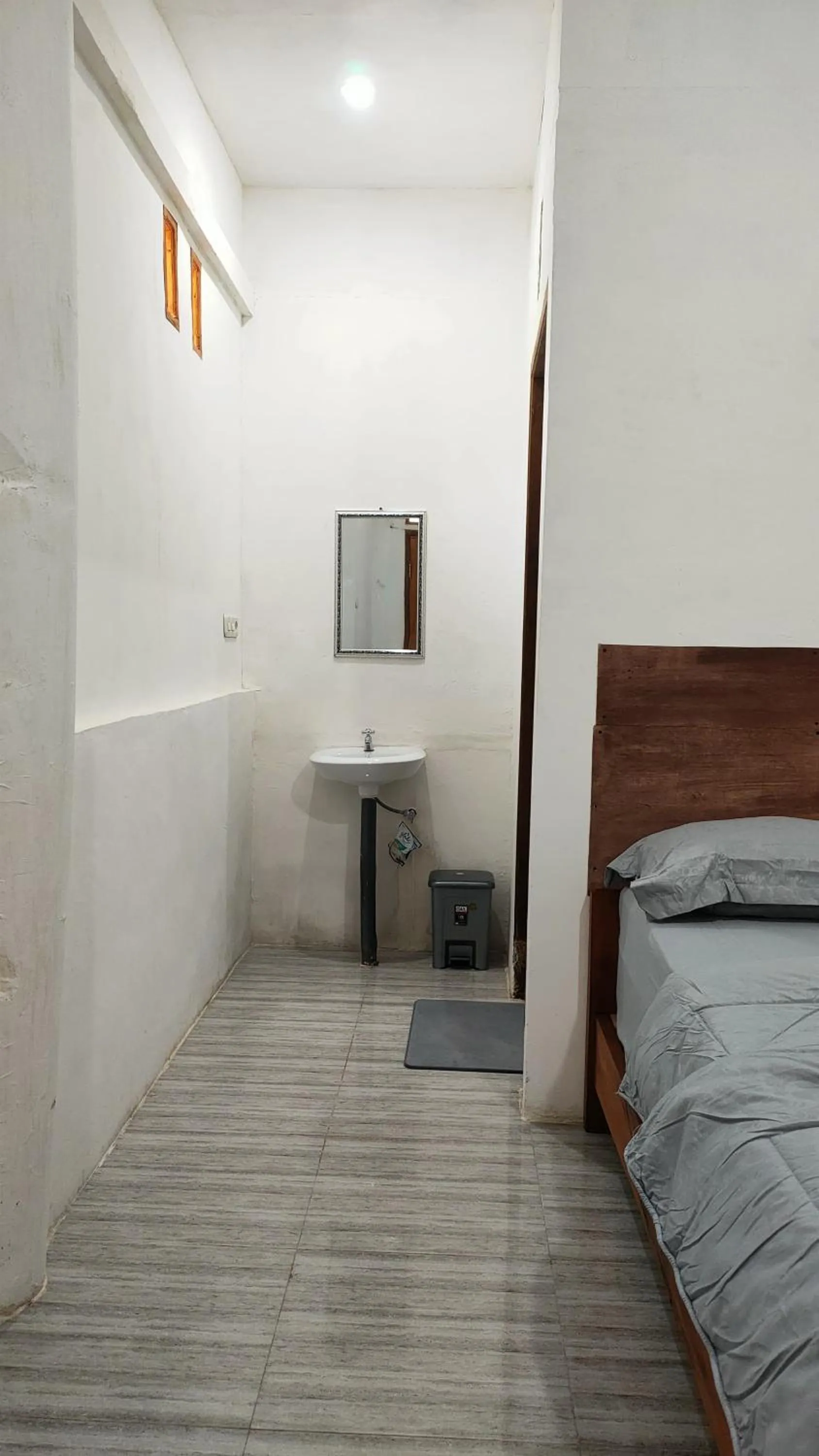 Bed in Angin Mamiri Rinjani Cottages And Restaurant