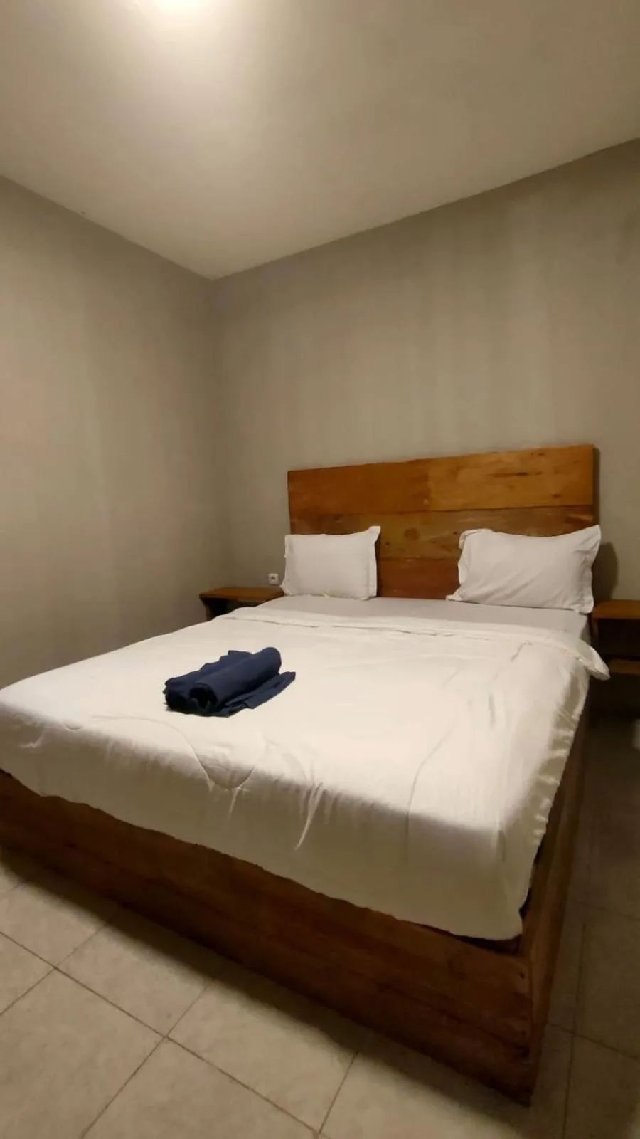 Bed in Angin Mamiri Rinjani Cottages And Restaurant