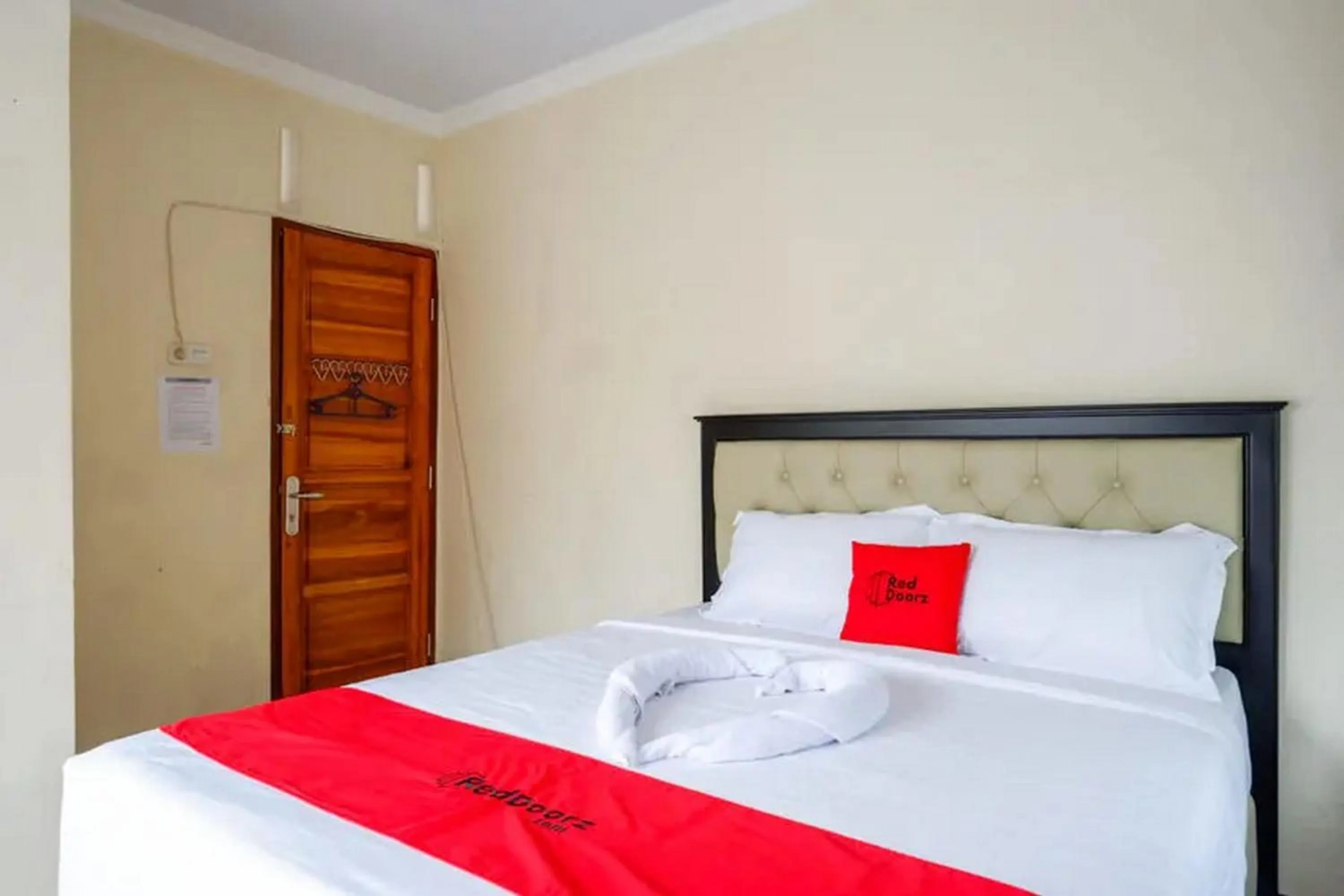 Bedroom, Bed in RedDoorz at Makale Tana Toraja