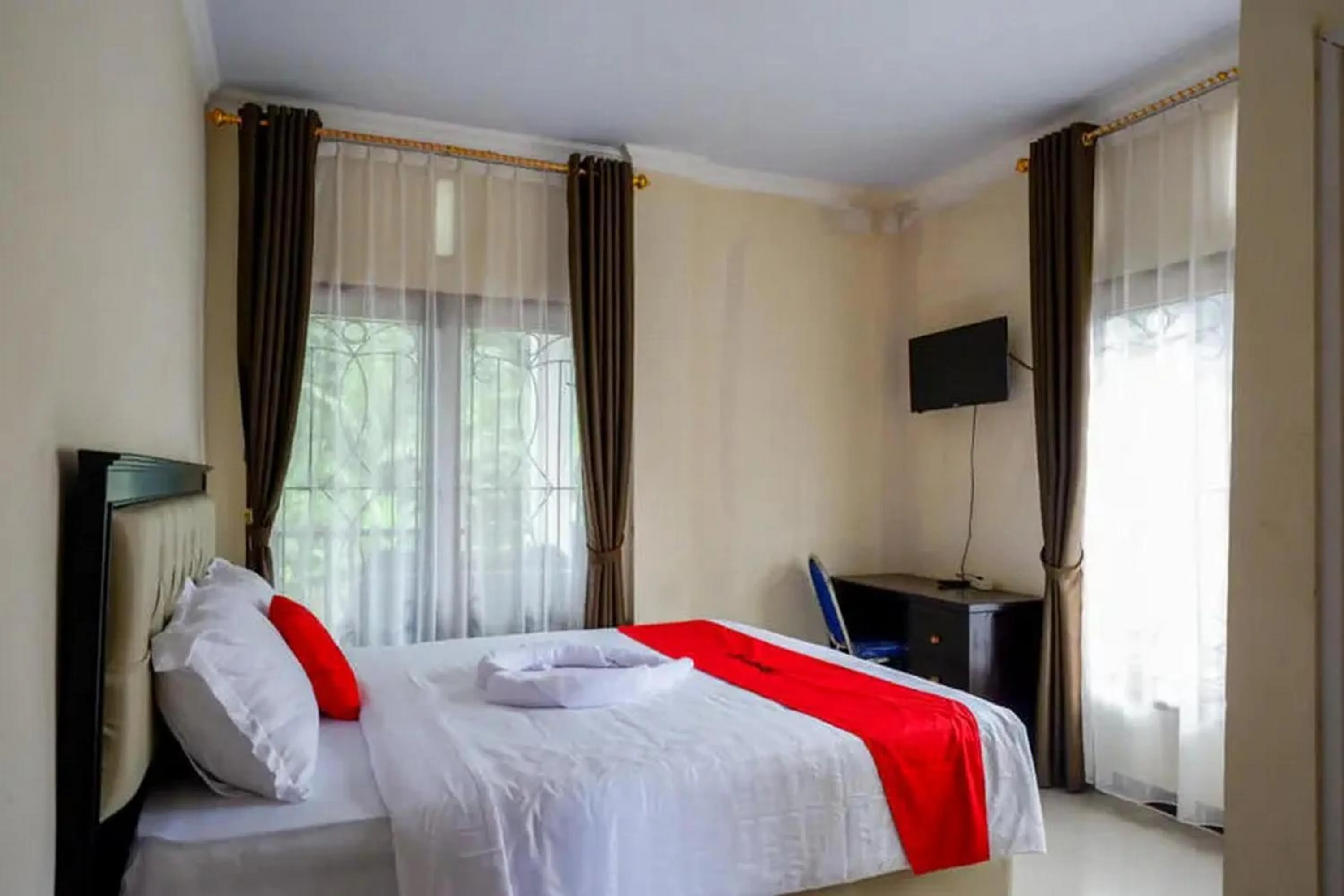 Bedroom, Bed in RedDoorz at Makale Tana Toraja