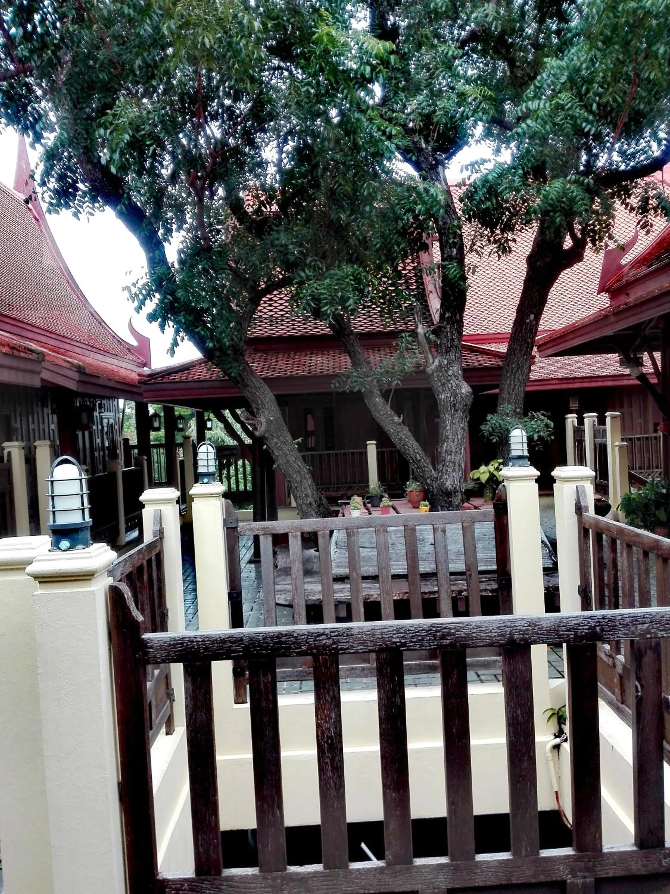 Luang Chumni Village