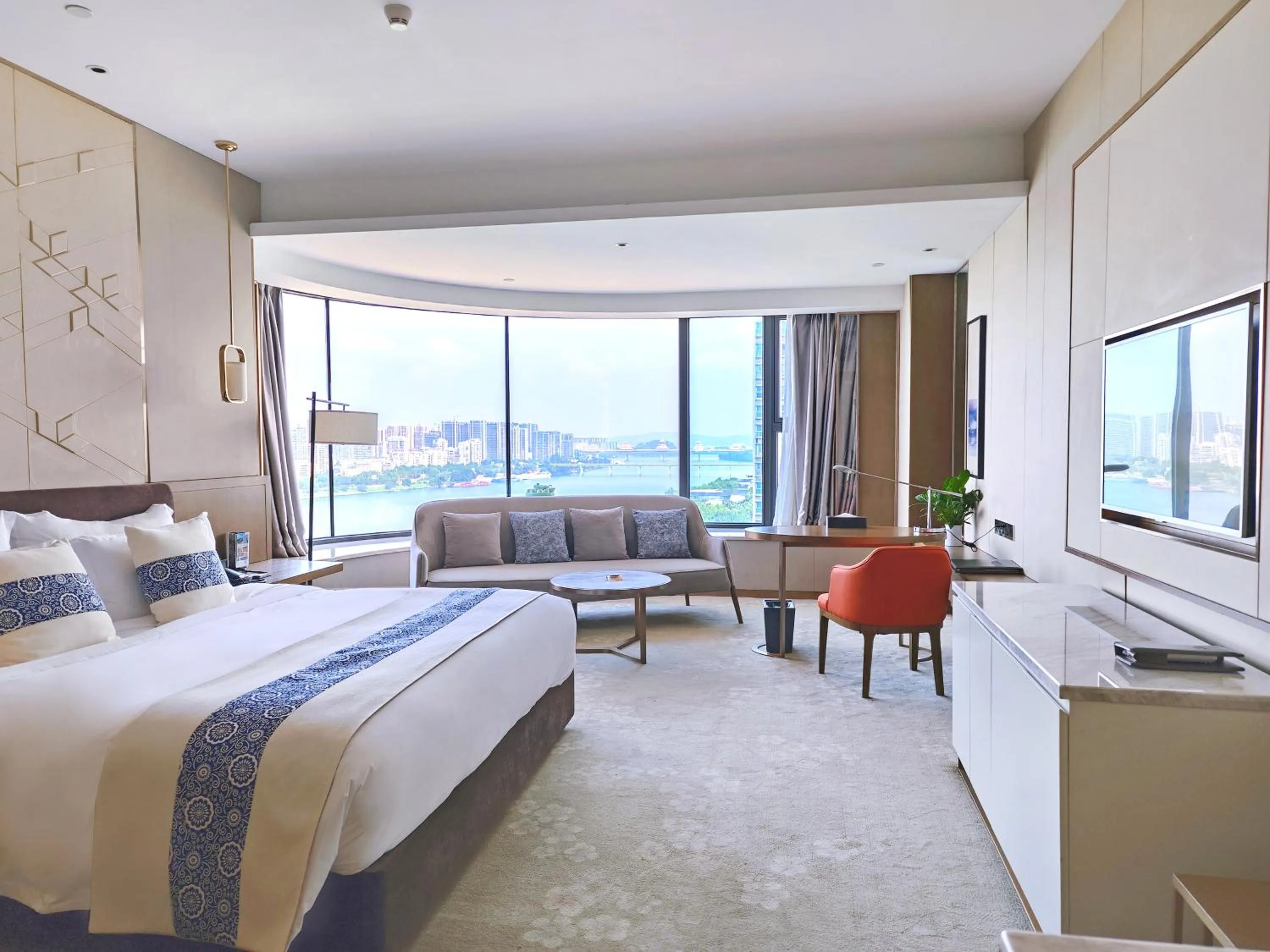 Bed in LIUZHOU PENGYI Hotel