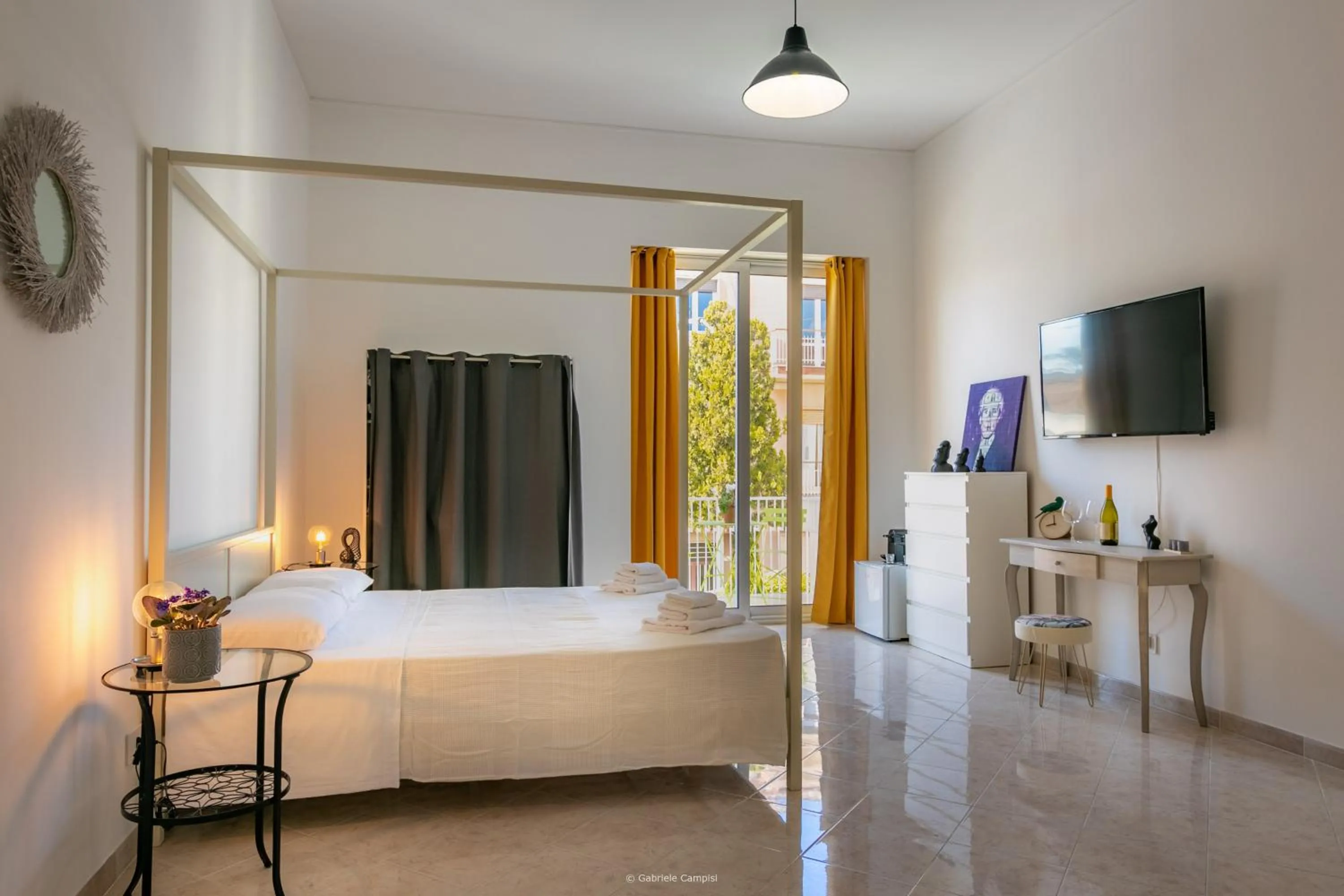 Bed in ONIRO