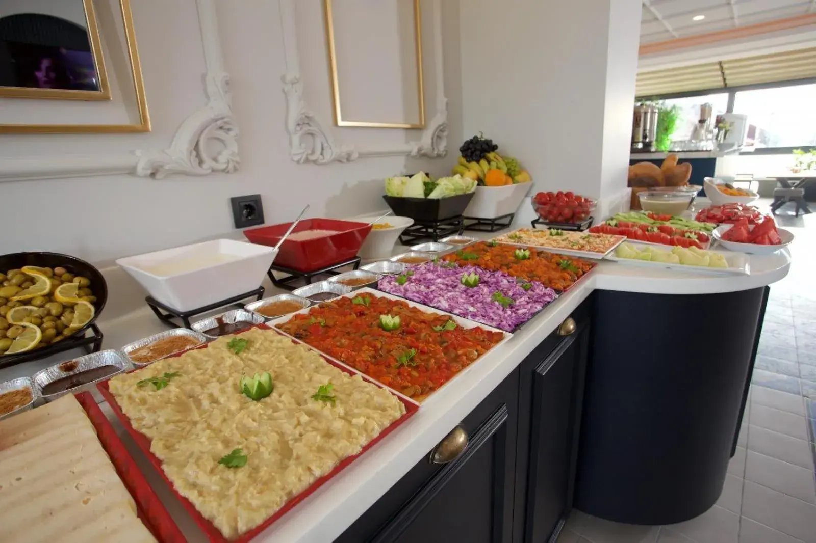 Food in New Florenta Hotel Food in New Florenta Hotel