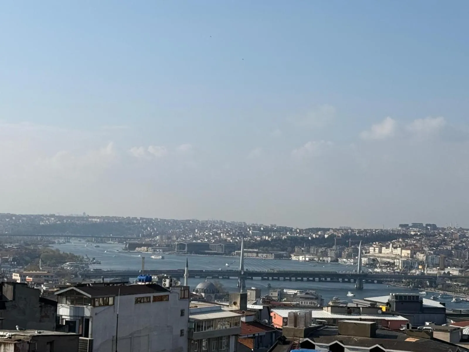 Restaurant/places to eat in New Florenta Hotel