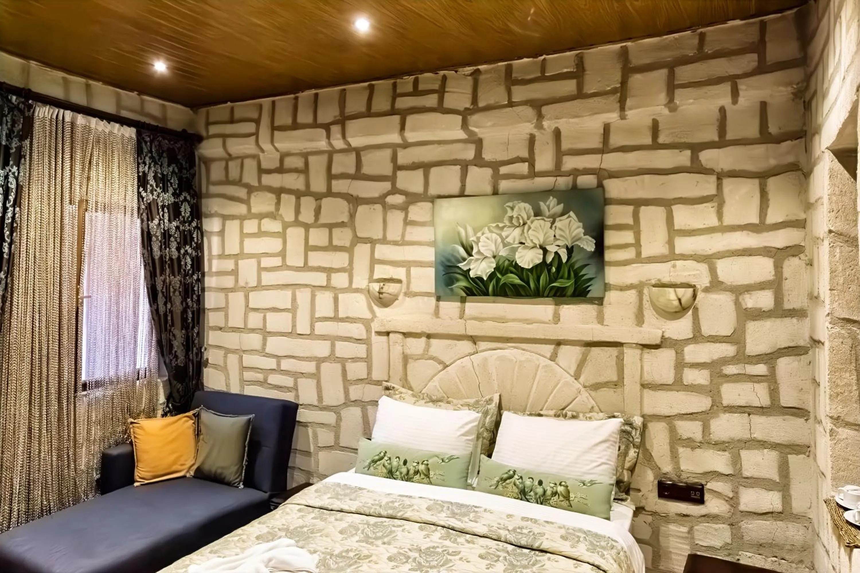 Photo of the whole room, Bed in Sakli Konak Cappadocia Hotel&Restaurant