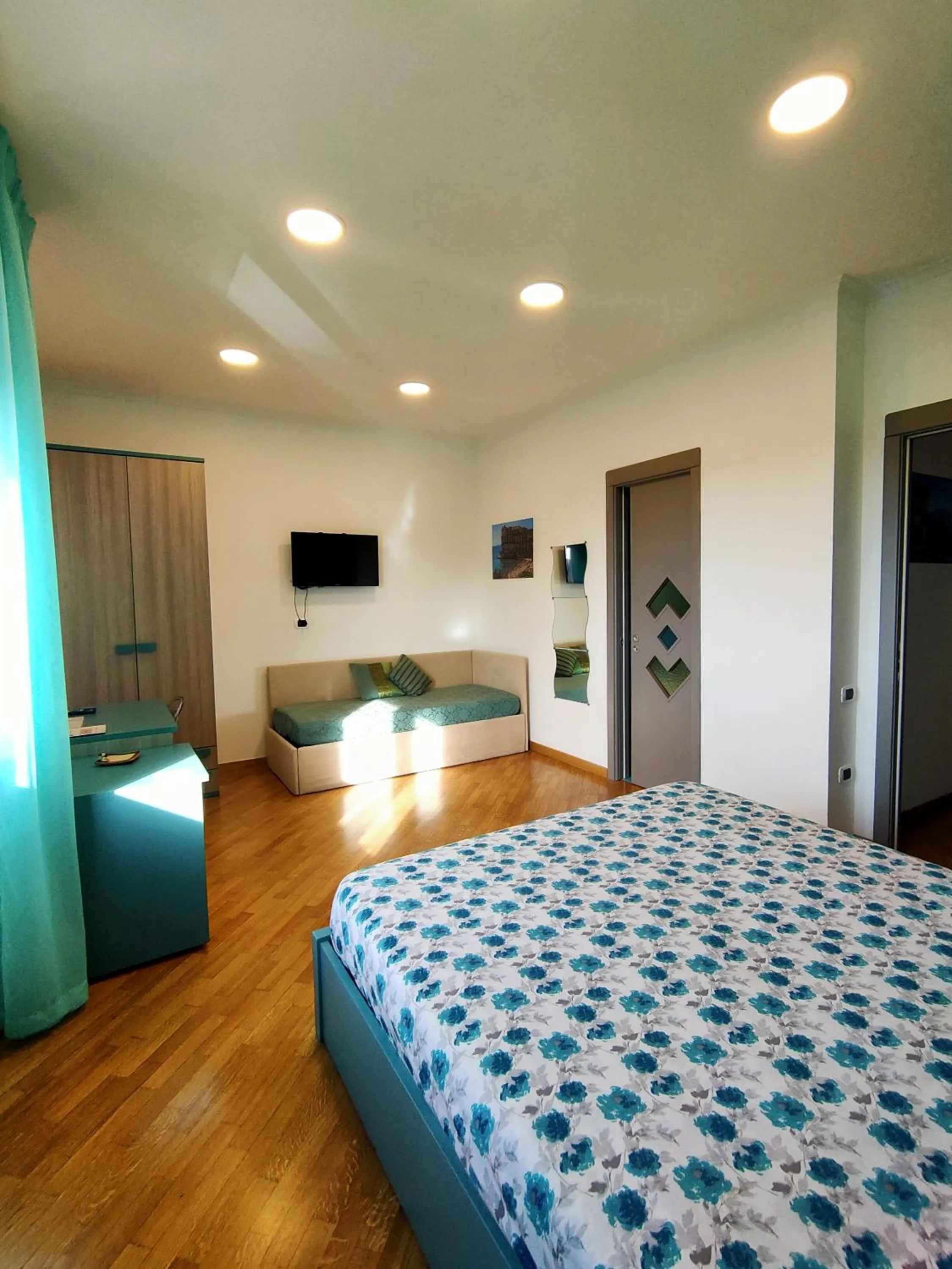 Bed in Rosso di sera