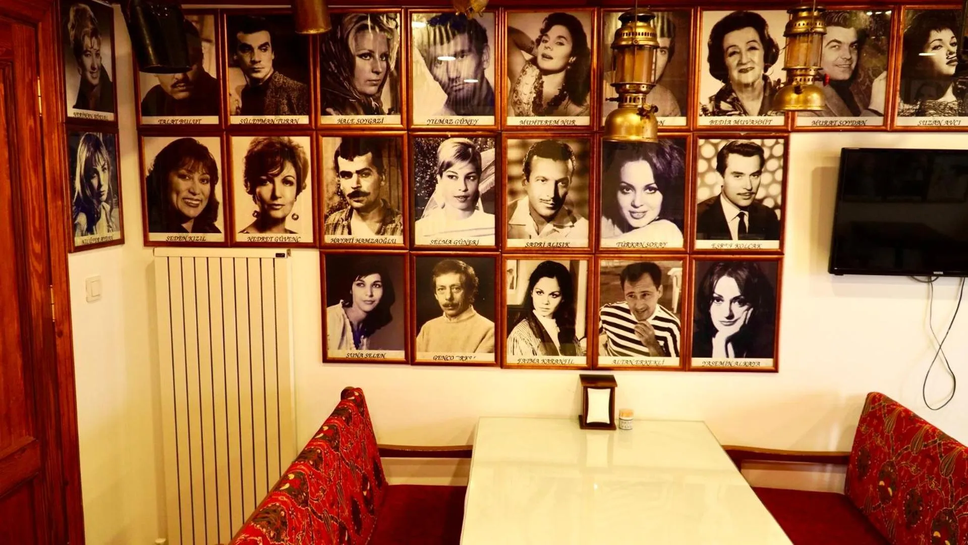 Restaurant/places to eat in QONAQ HOTEL & SUITES