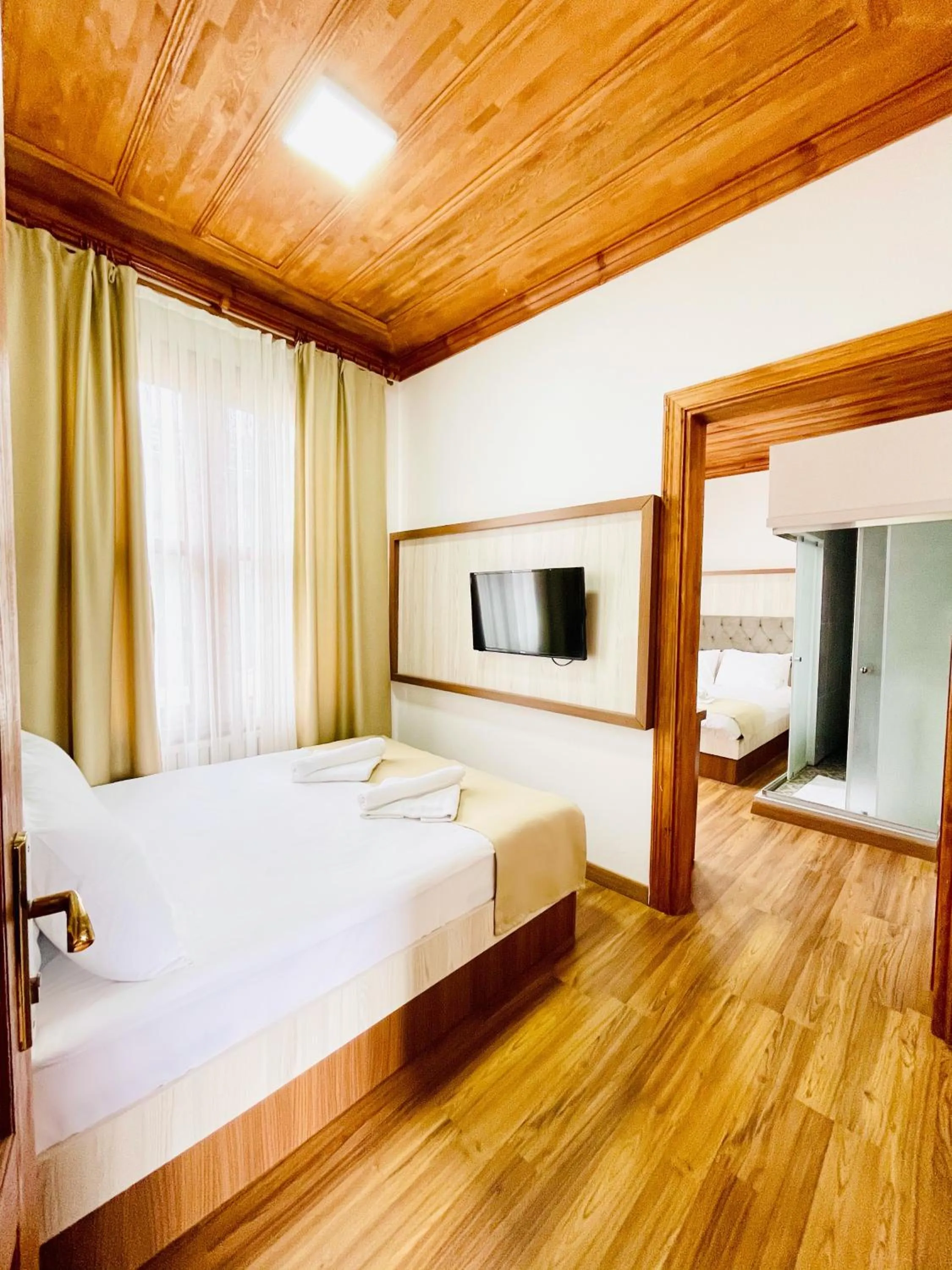 Massage in QONAQ HOTEL & SUITES