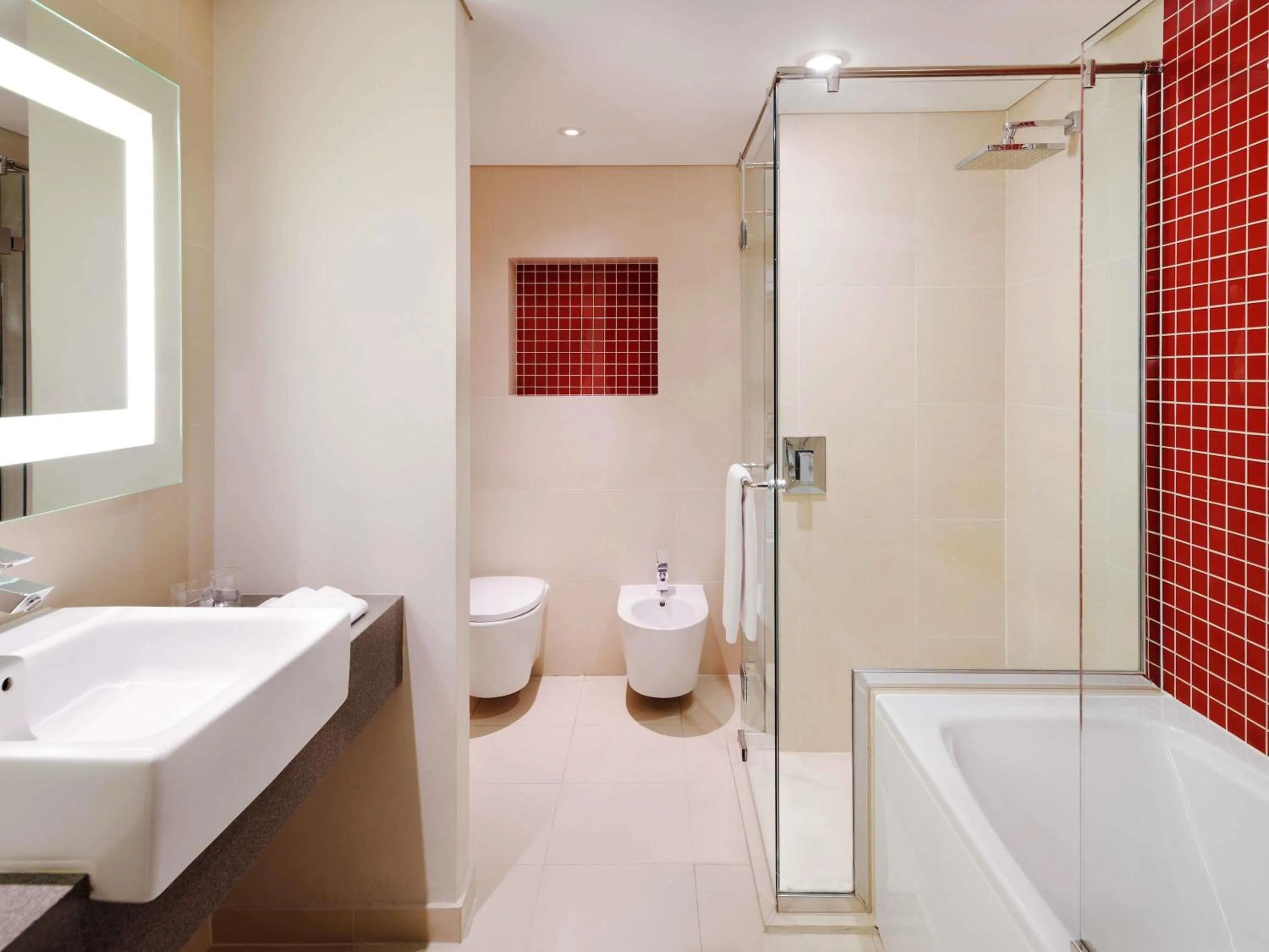 Bedroom in Novotel Dubai Al Barsha