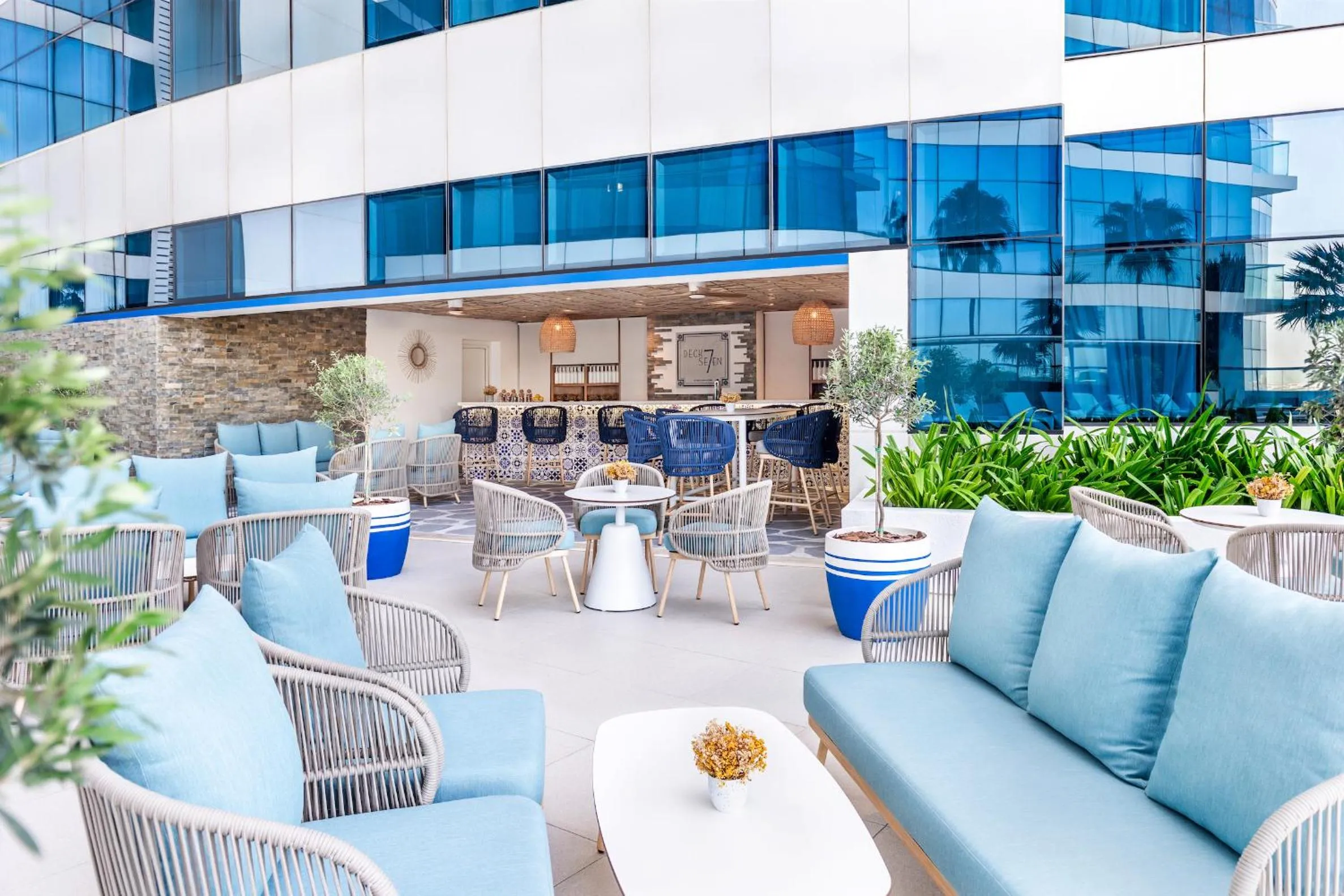 Restaurant/places to eat in Novotel Dubai Al Barsha