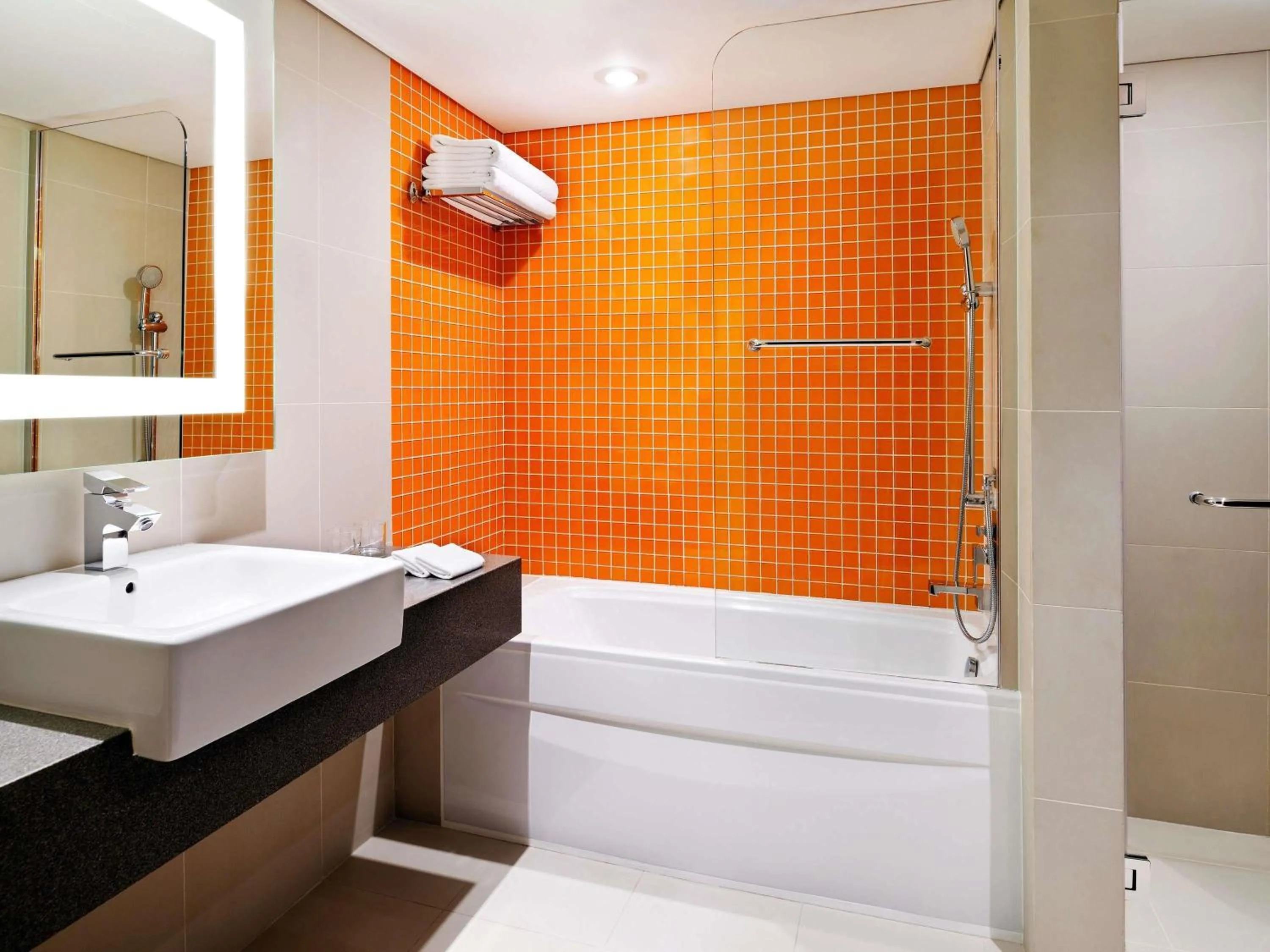 Bedroom in Novotel Dubai Al Barsha