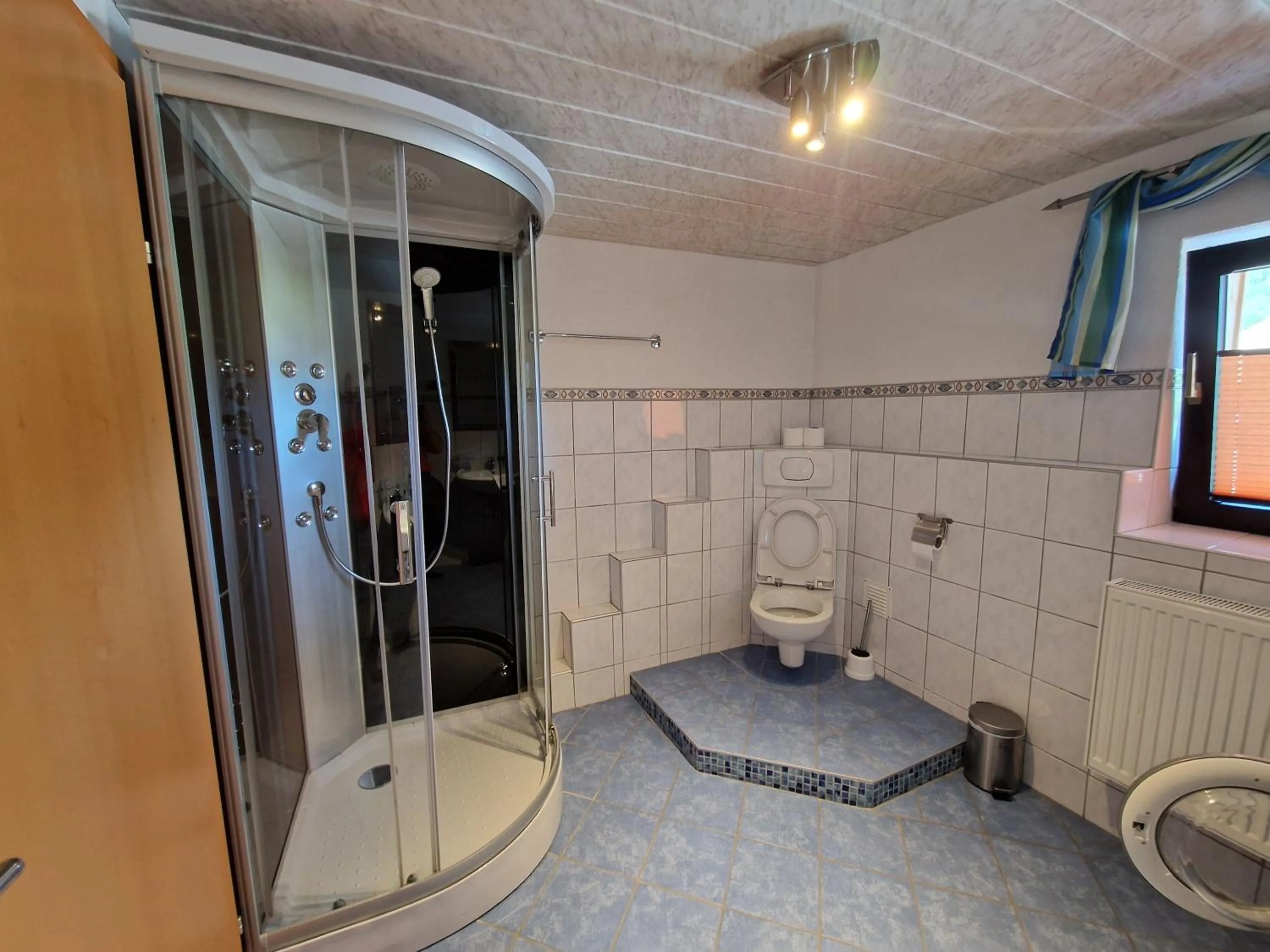 Shower in Pension Alpenblick