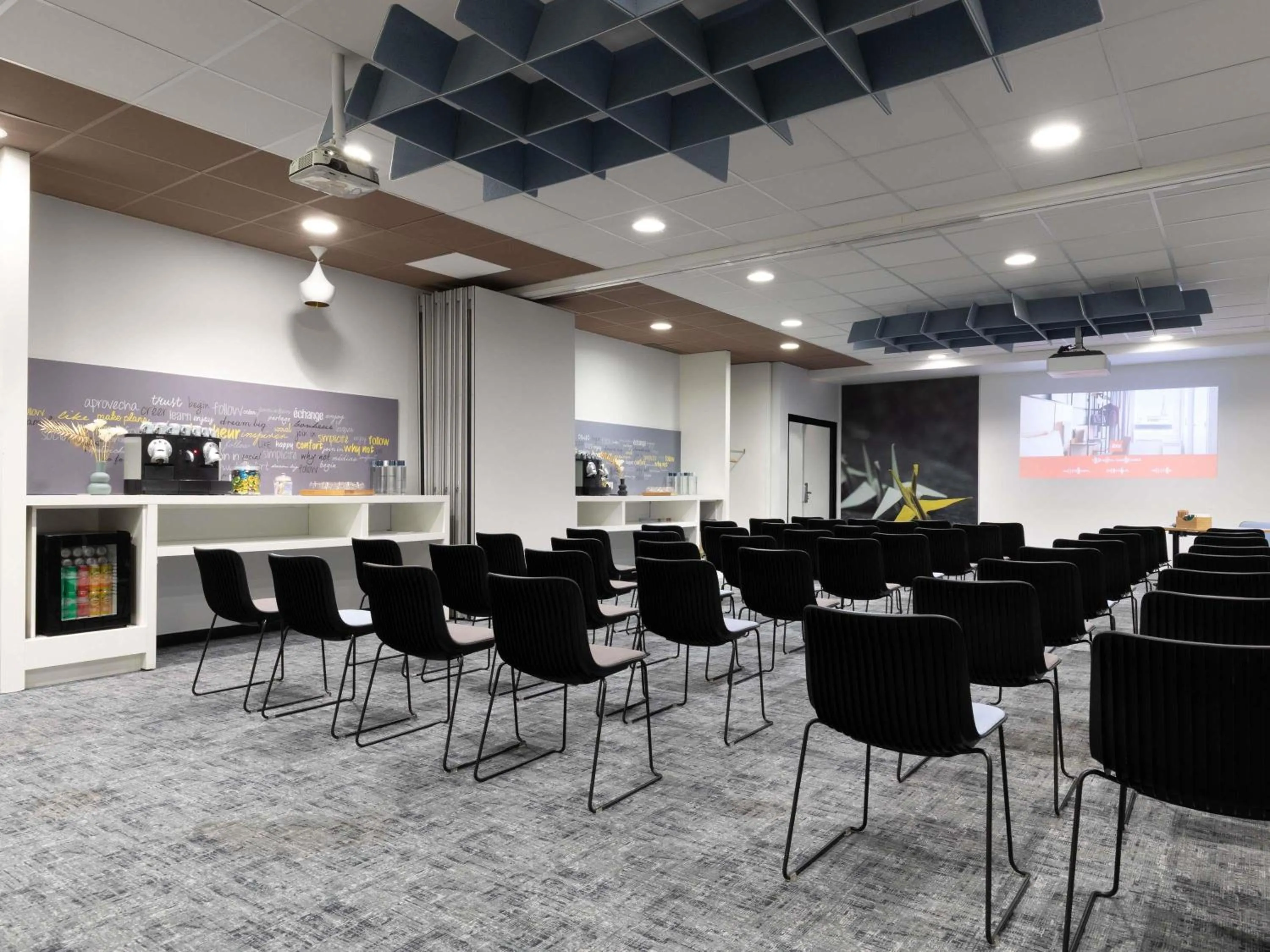 Meeting/conference room in Ibis Paris Tour Eiffel Cambronne 15ème