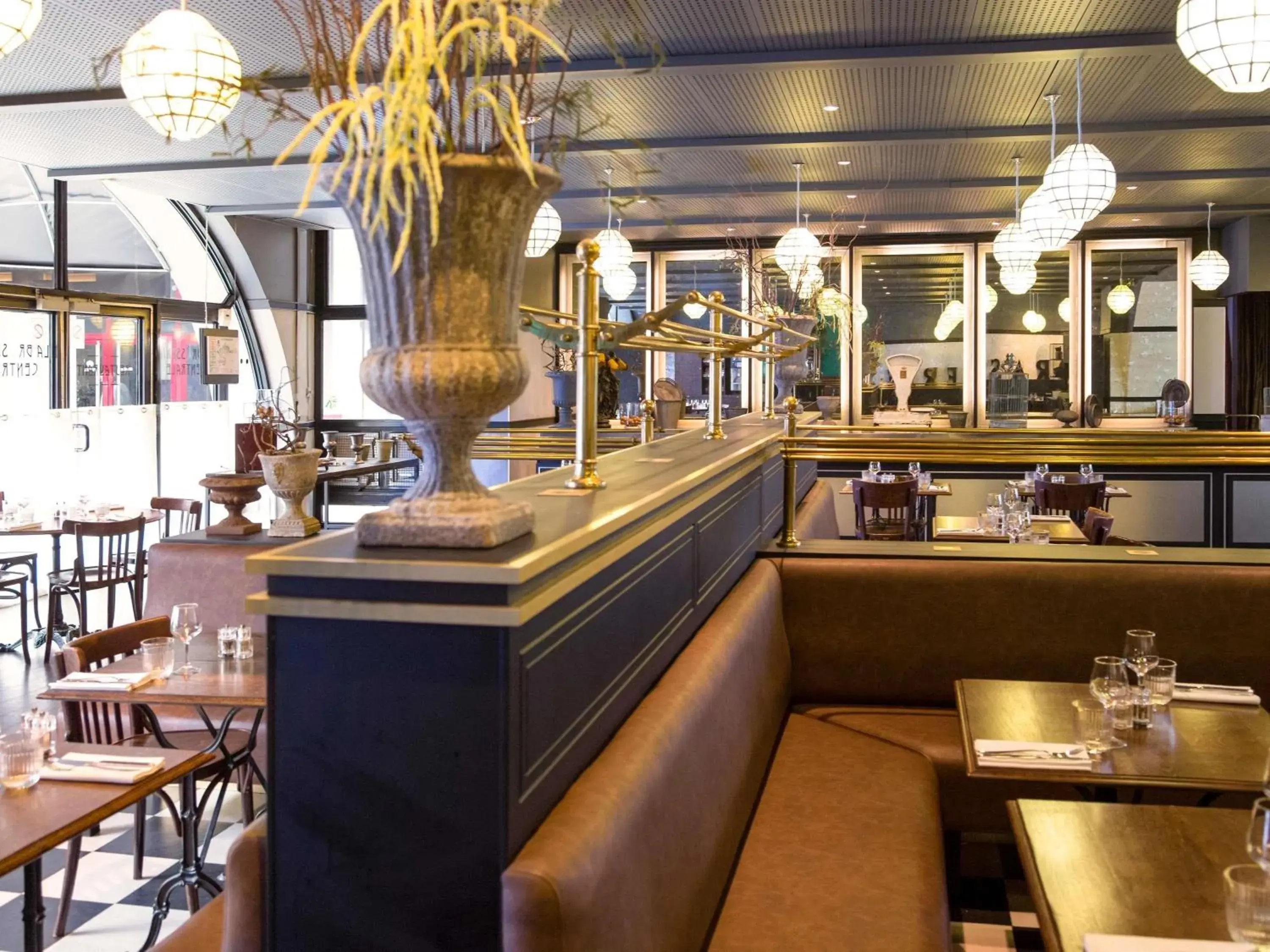 Property building in Ibis Paris Tour Eiffel Cambronne 15ème Property building in Ibis Paris Tour Eiffel Cambronne 15ème