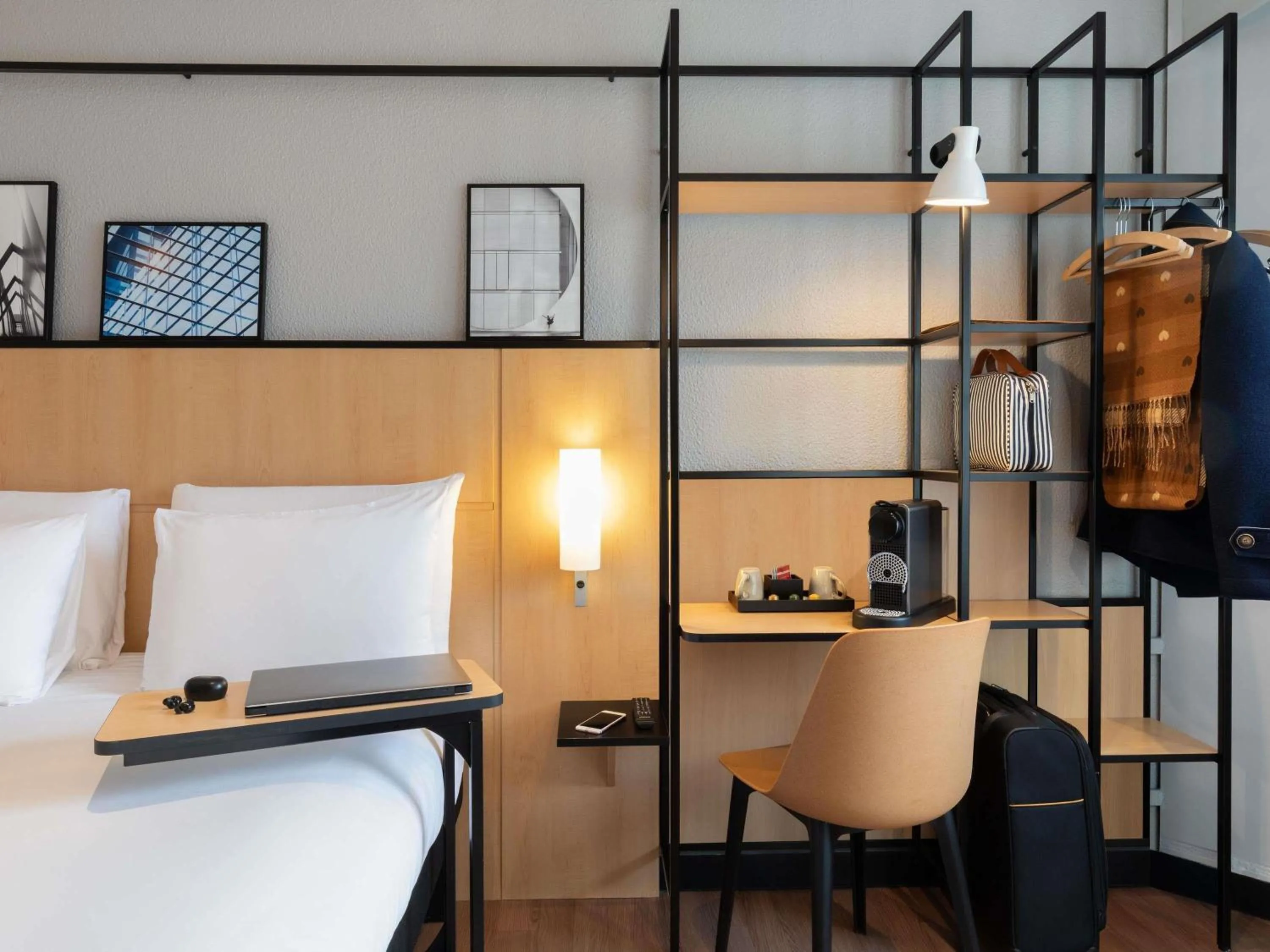 Bedroom, Bed in Ibis Paris Tour Eiffel Cambronne 15ème