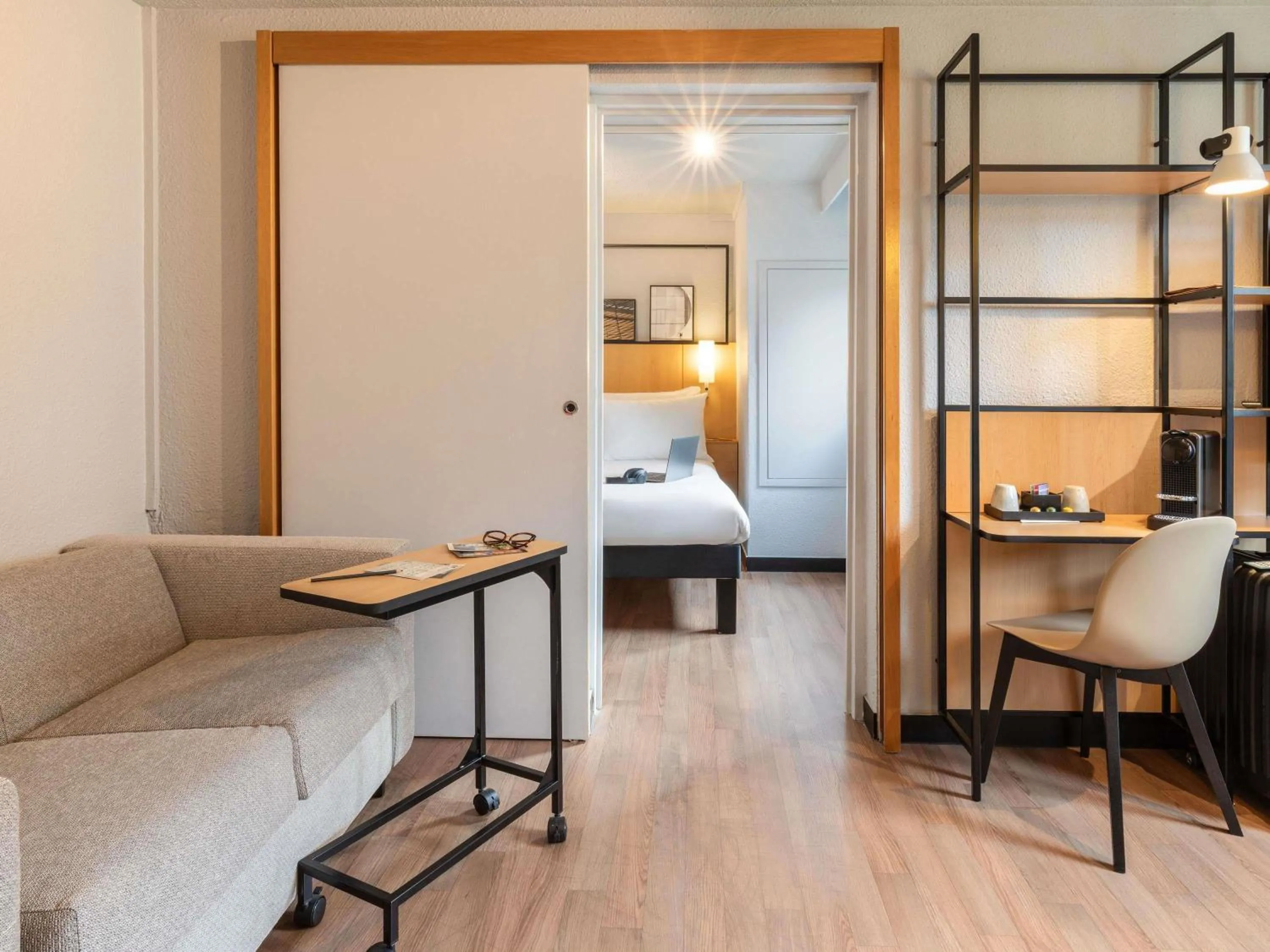 Bedroom, Bed in Ibis Paris Tour Eiffel Cambronne 15ème