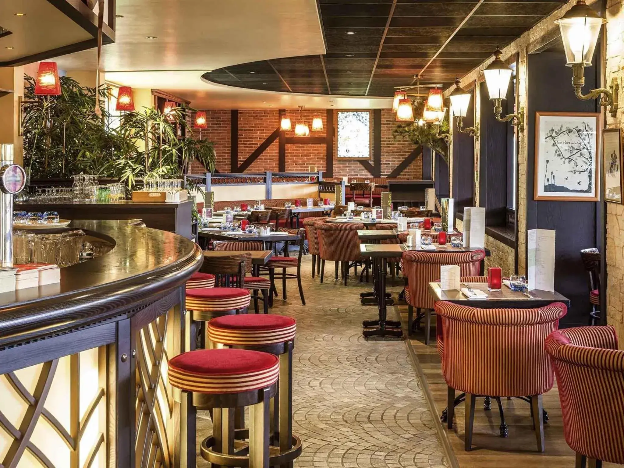 Lounge or bar in ibis Châtellerault Lounge or bar in ibis Châtellerault