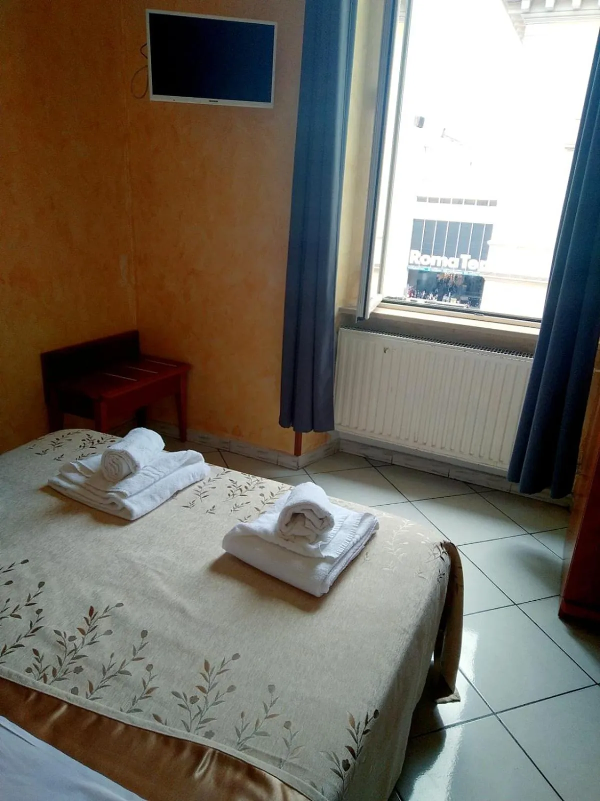 Bed in Hotel Ferrari