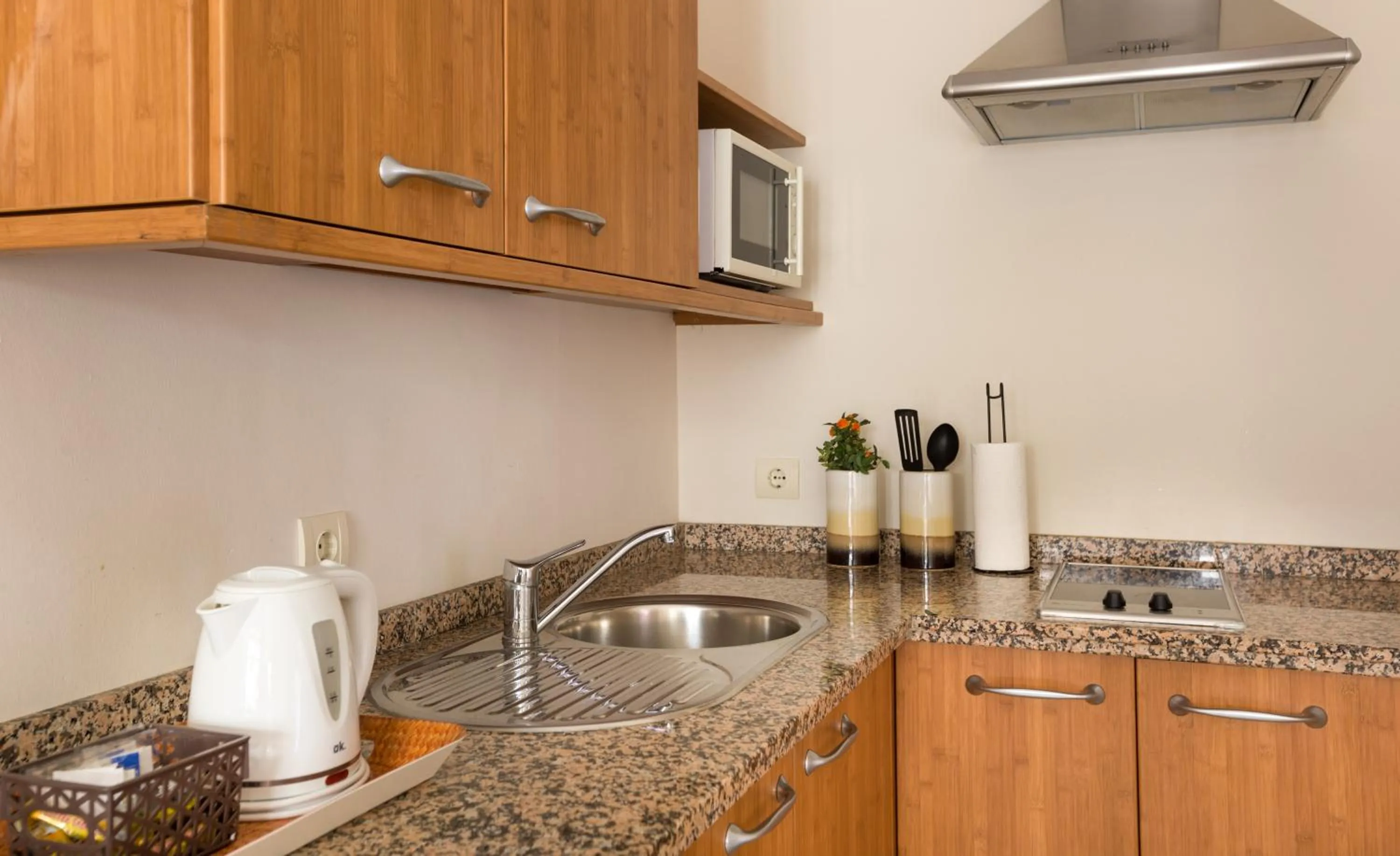 Coffee/tea facilities in CSE Apartamentos Altamira