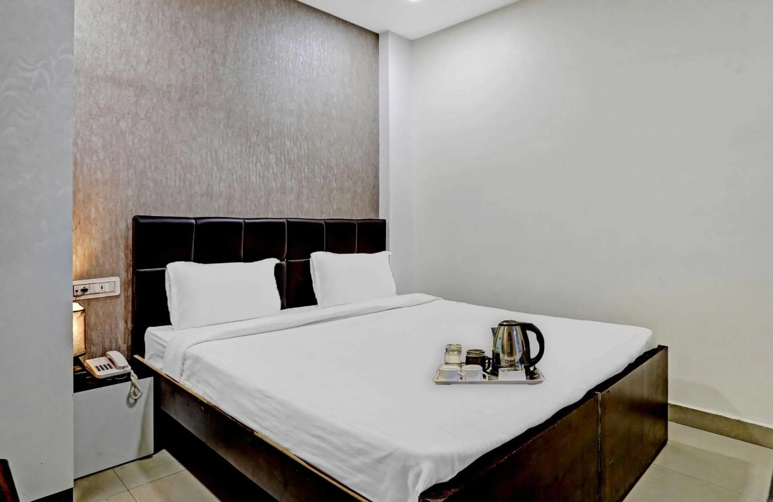 Bedroom, Bed in Hotel O Happy Stay