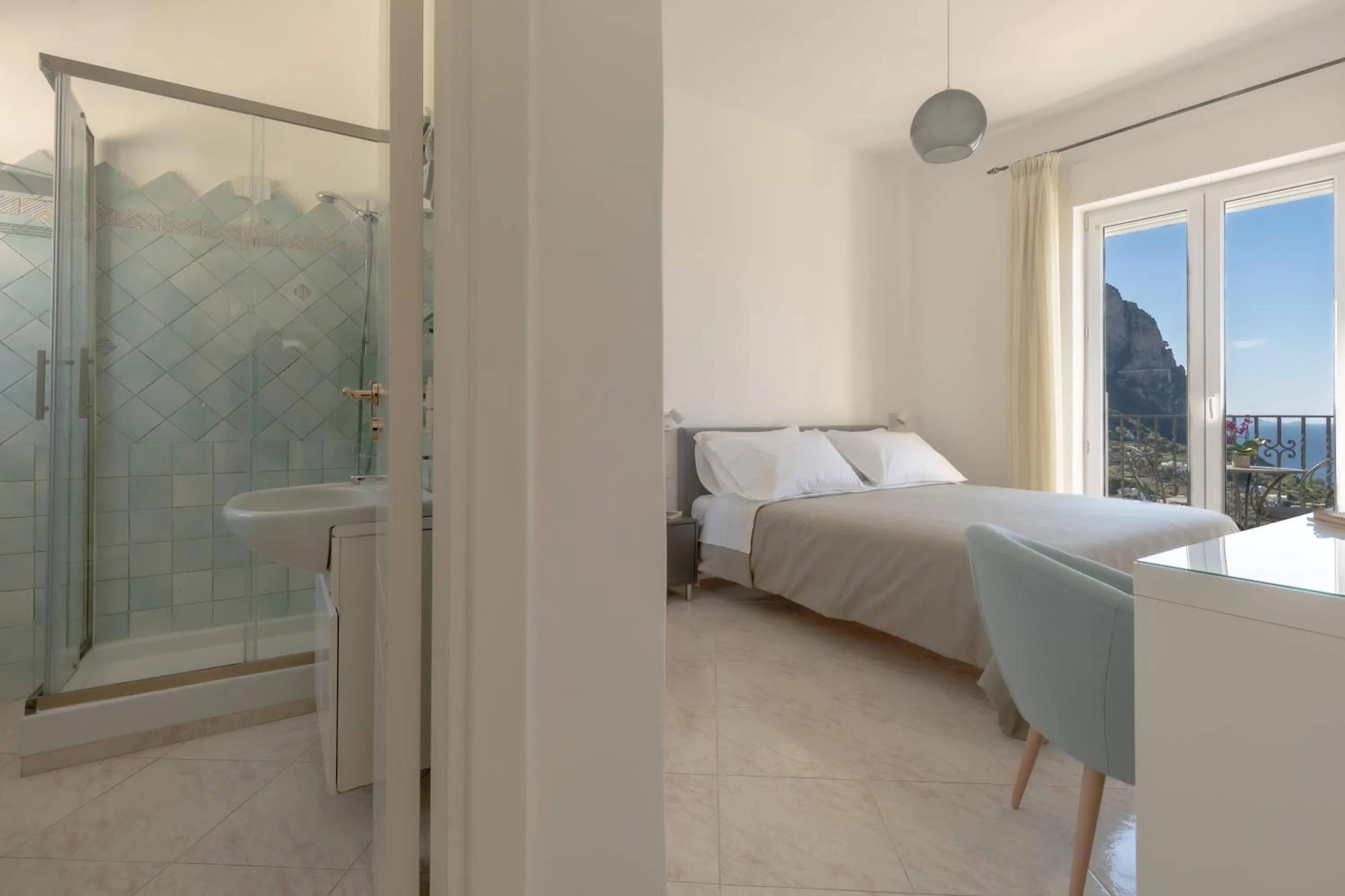 Bed in Albergo La Prora