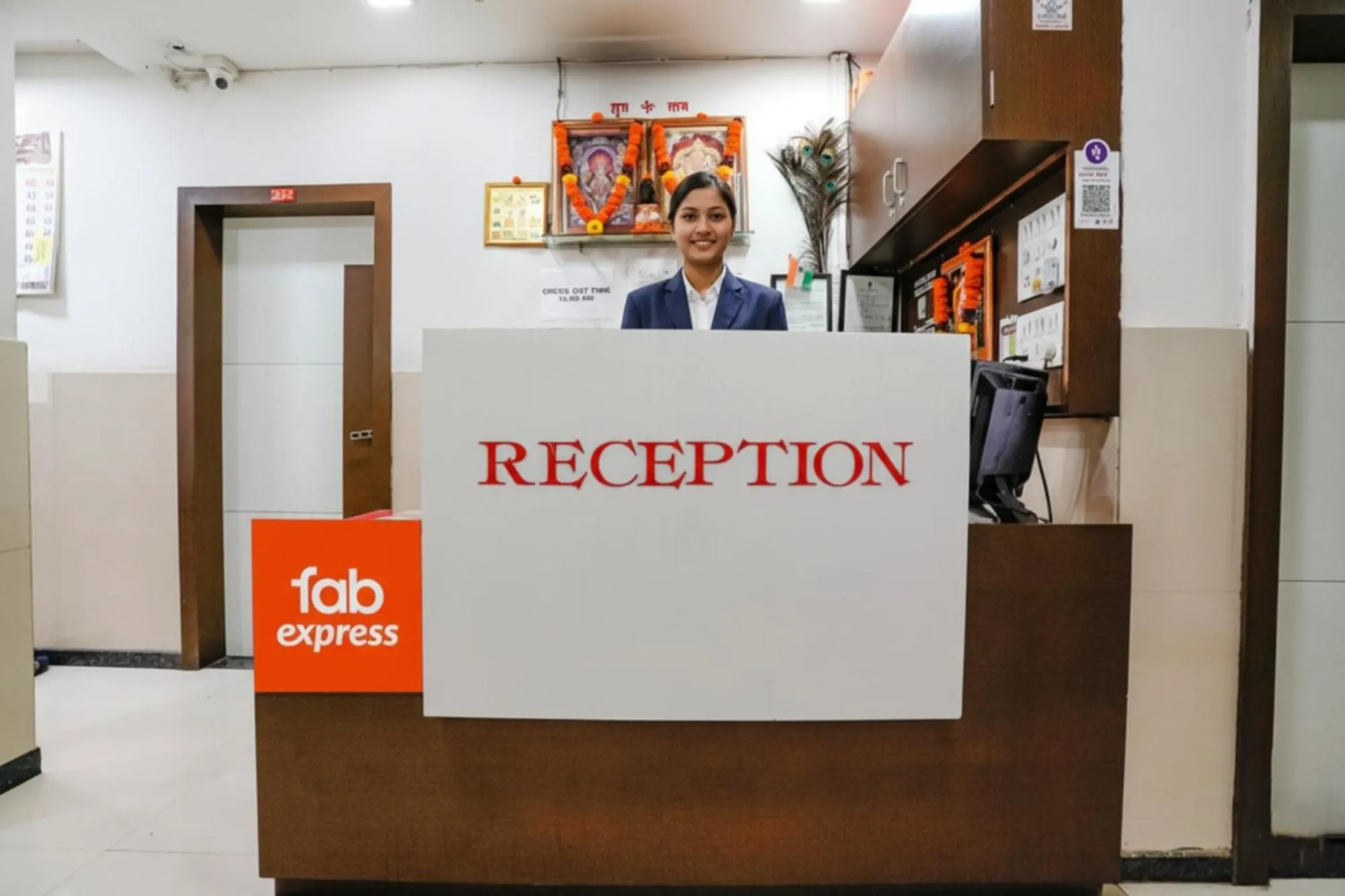Lobby or reception in Via Sai Lodging - Nashik Railway Station