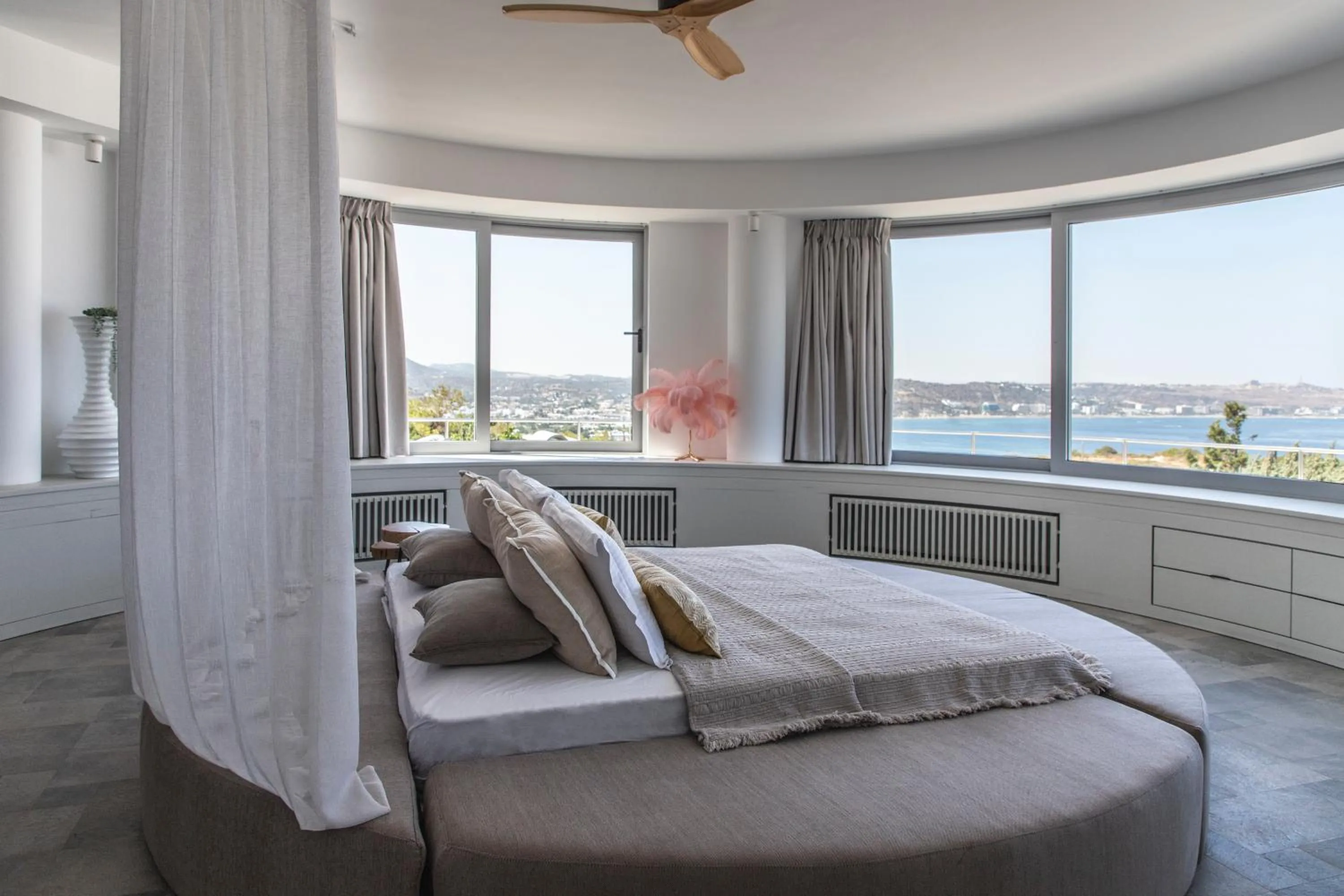 Bed in Kouros Exclusive Hotel & Suites - Adults Only