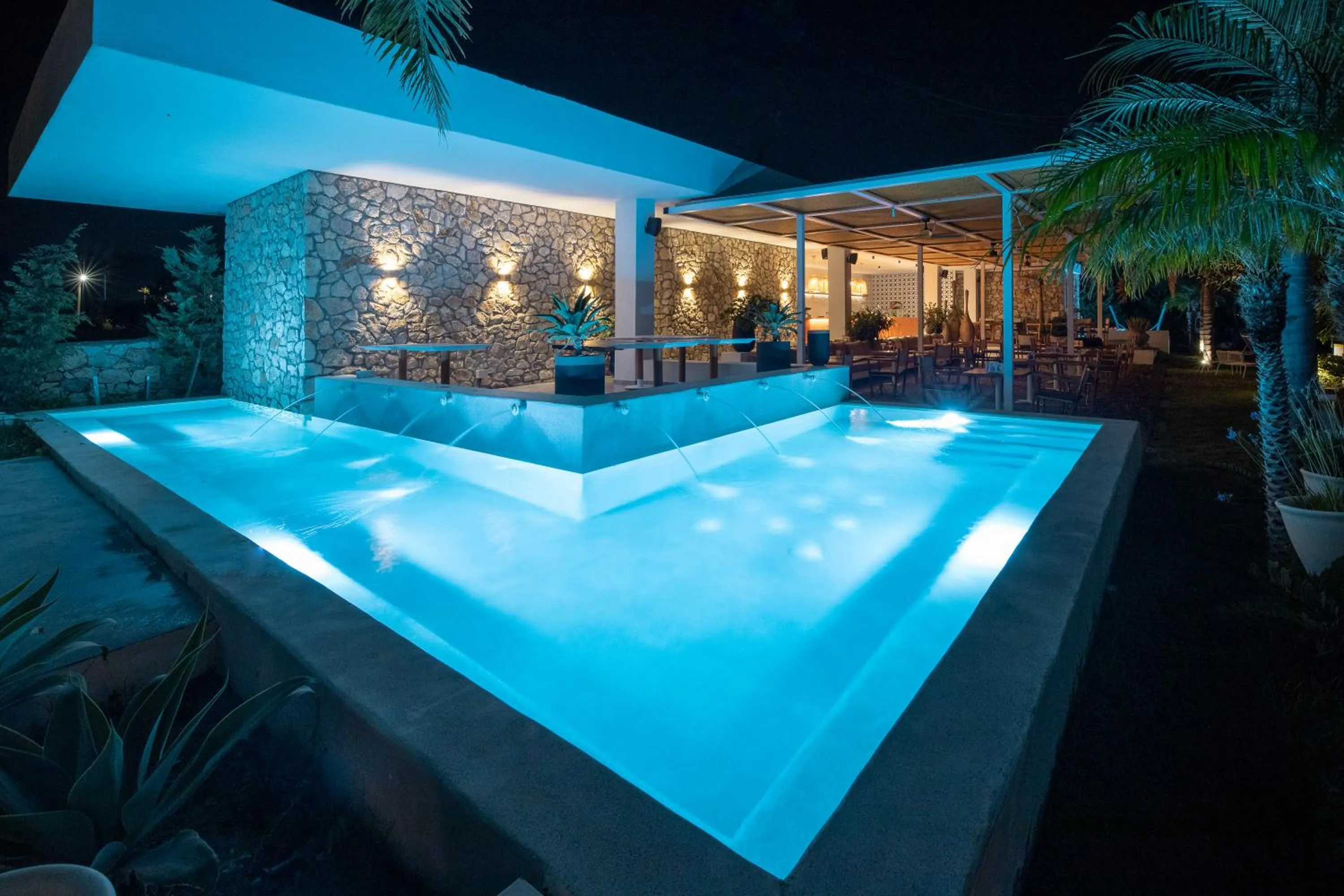 Lounge or bar in Kouros Exclusive Hotel & Suites - Adults Only