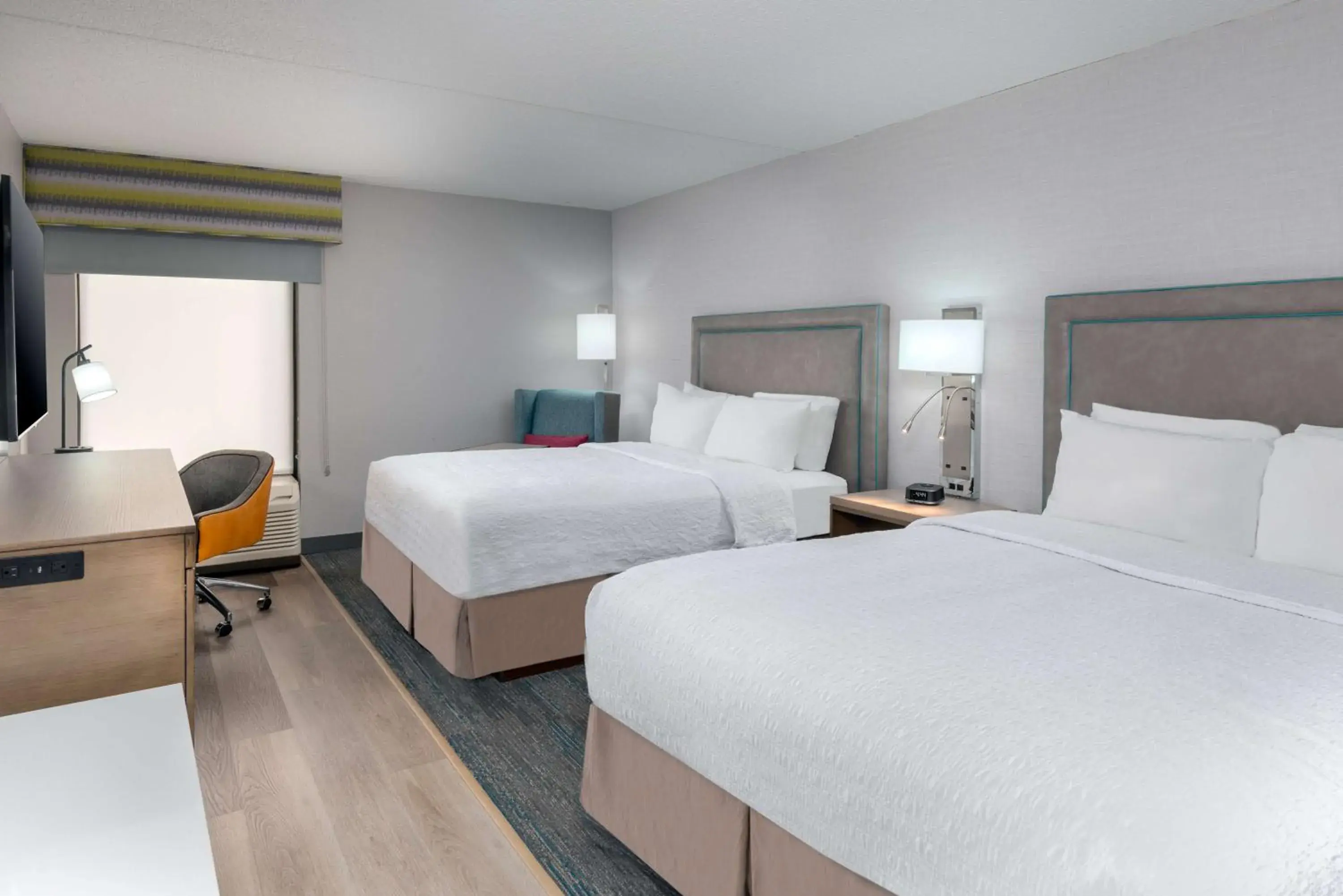 Double Room with Two Double Beds - Non-Smoking in Hampton Inn Hartford Airport Double Room with Two Double Beds - Non-Smoking in Hampton Inn Hartford Airport