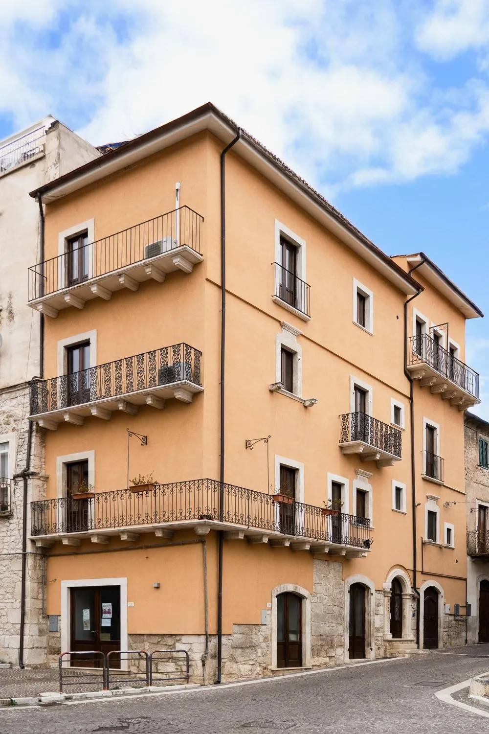 Property building in B&B La Casa Di Tocco