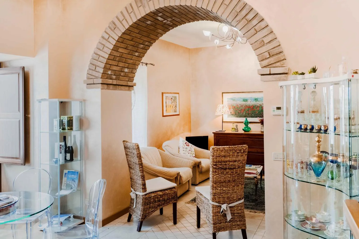 Communal lounge/ TV room in B&B La Casa Di Tocco