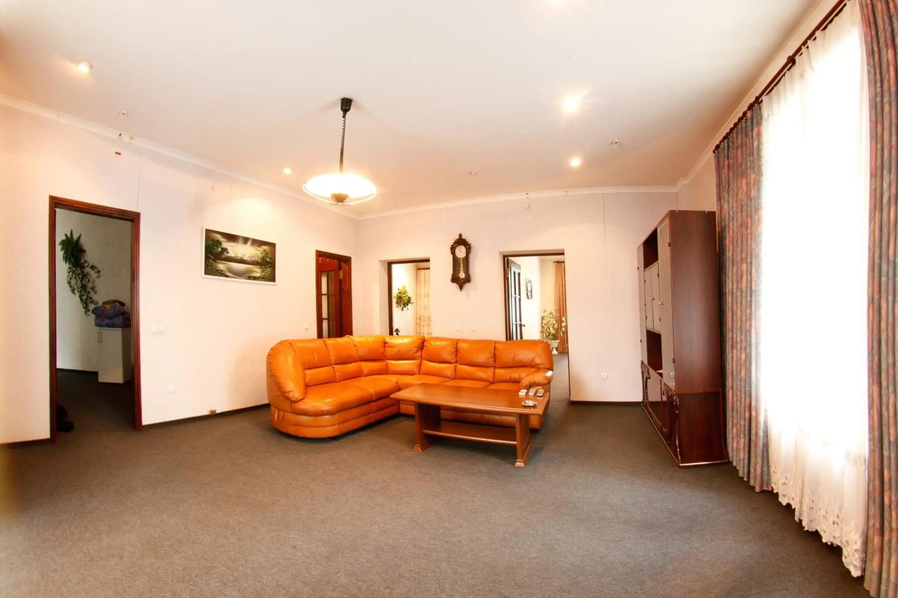 Business Suite - single occupancy in Hotel Voskresensky Business Suite - single occupancy in Hotel Voskresensky