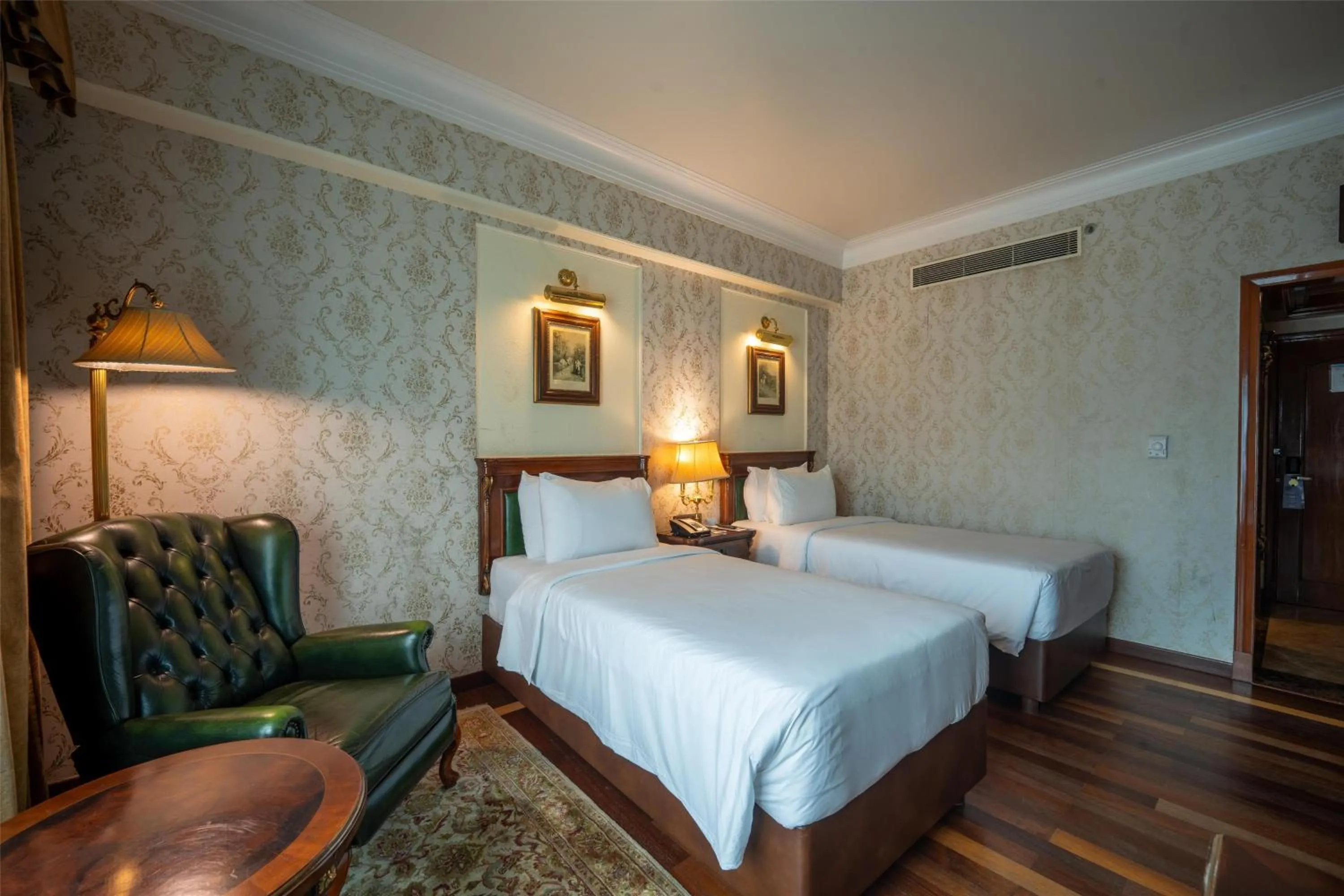 Bedroom, Bed in Radisson Hotel Jalandhar