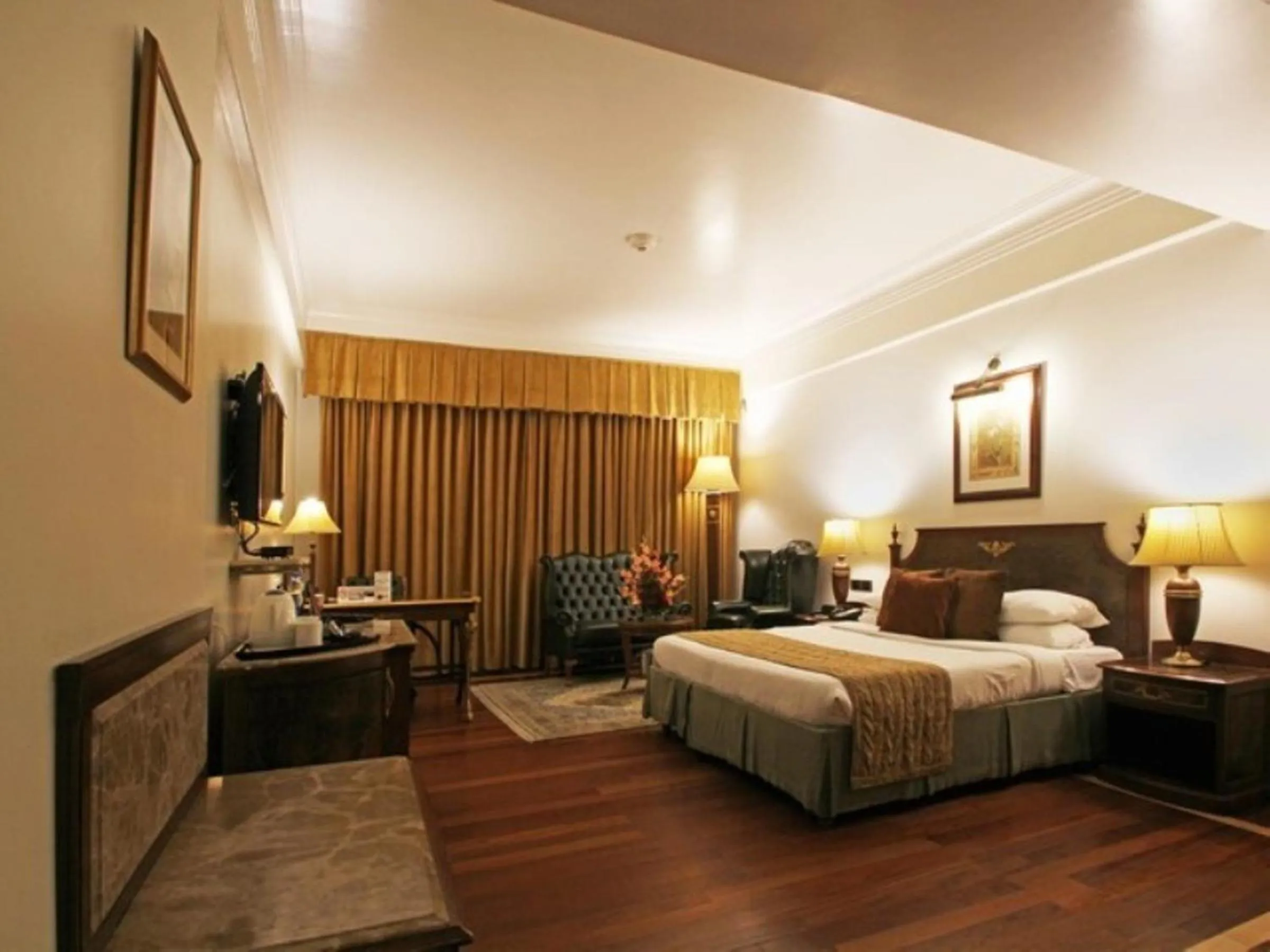 Photo of the whole room, Bed in Radisson Hotel Jalandhar