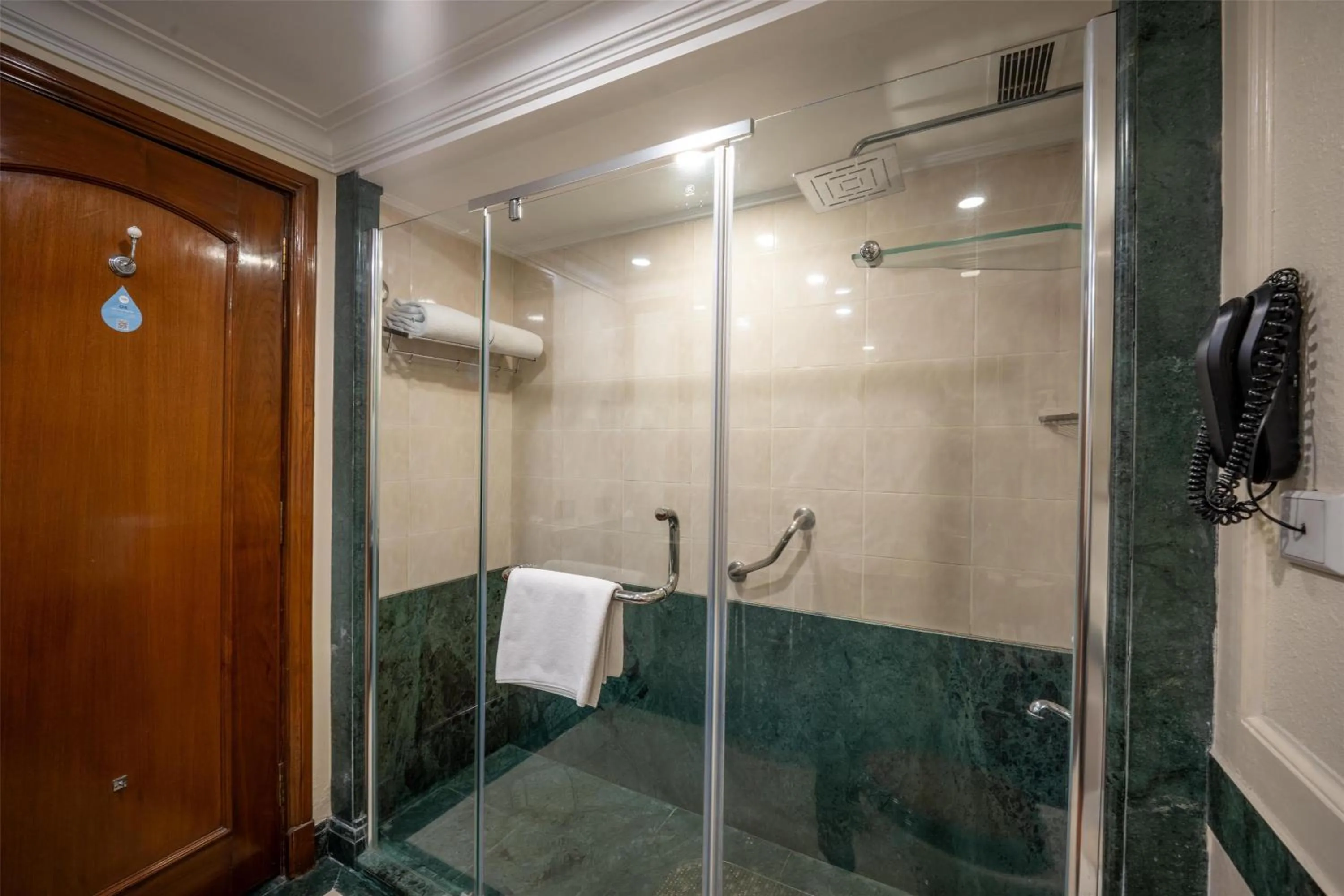 Bathroom in Radisson Hotel Jalandhar