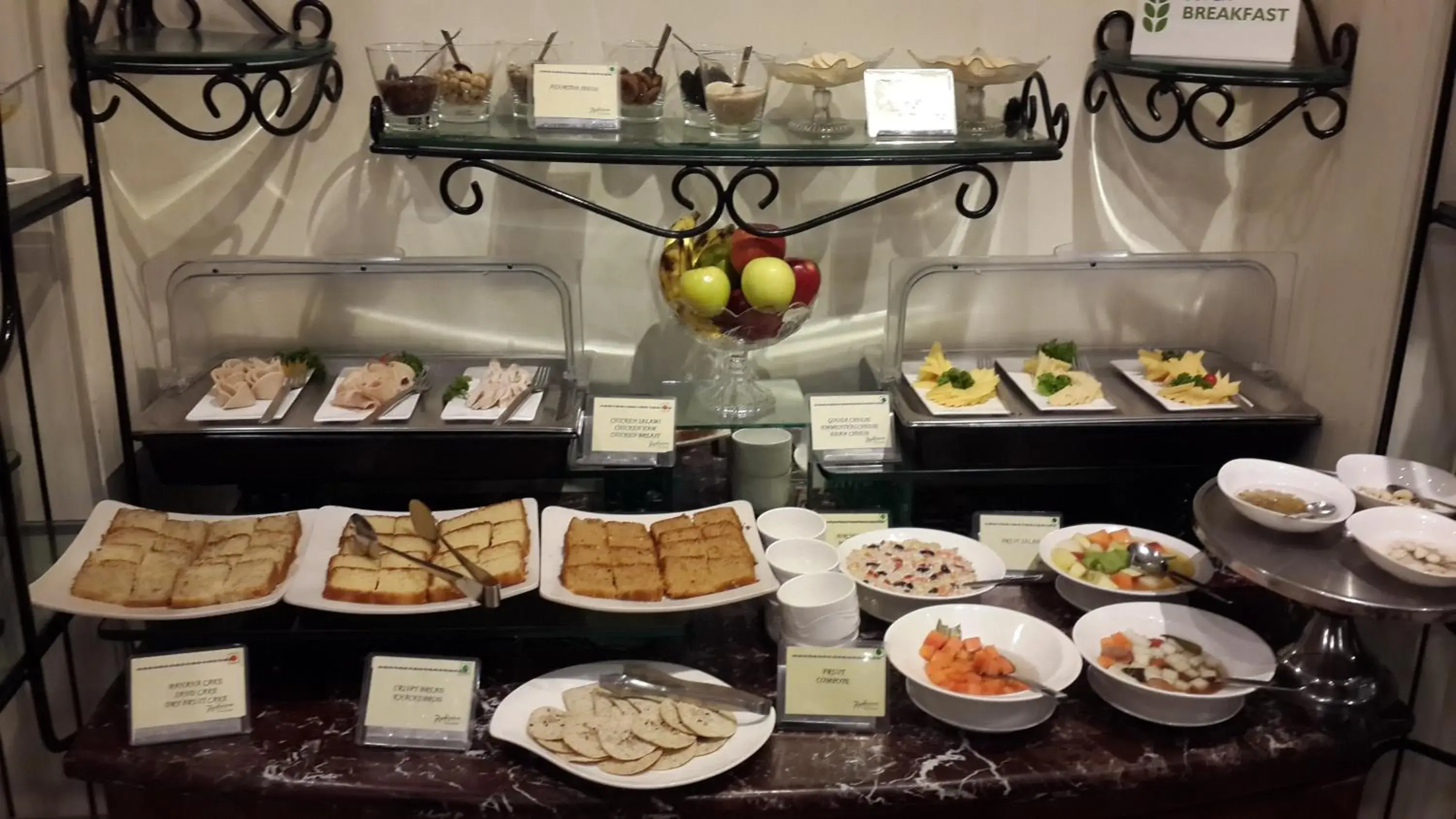 Buffet breakfast in Radisson Hotel Jalandhar Buffet breakfast in Radisson Hotel Jalandhar