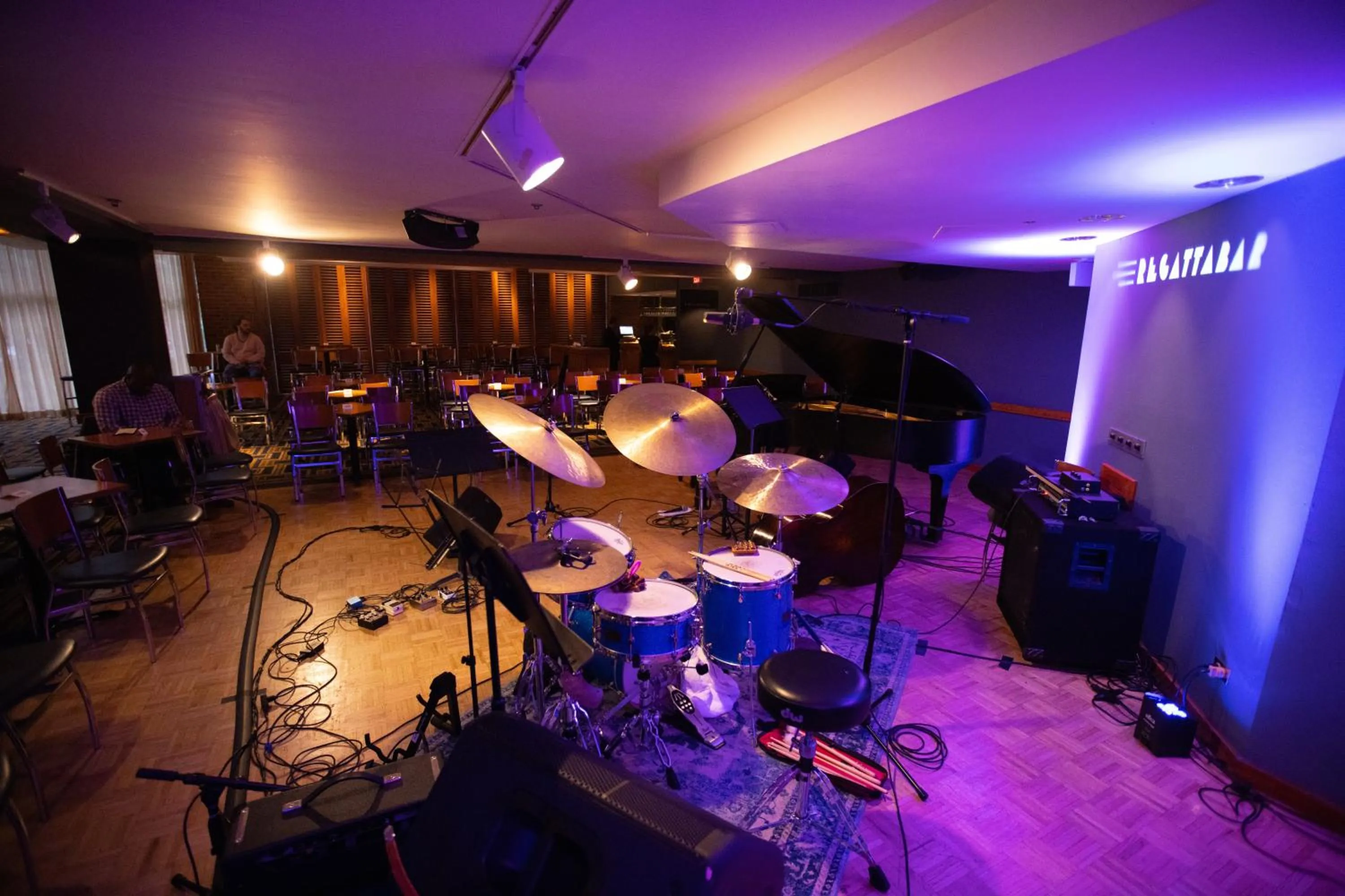 Lounge or bar in The Charles Hotel in Harvard Square