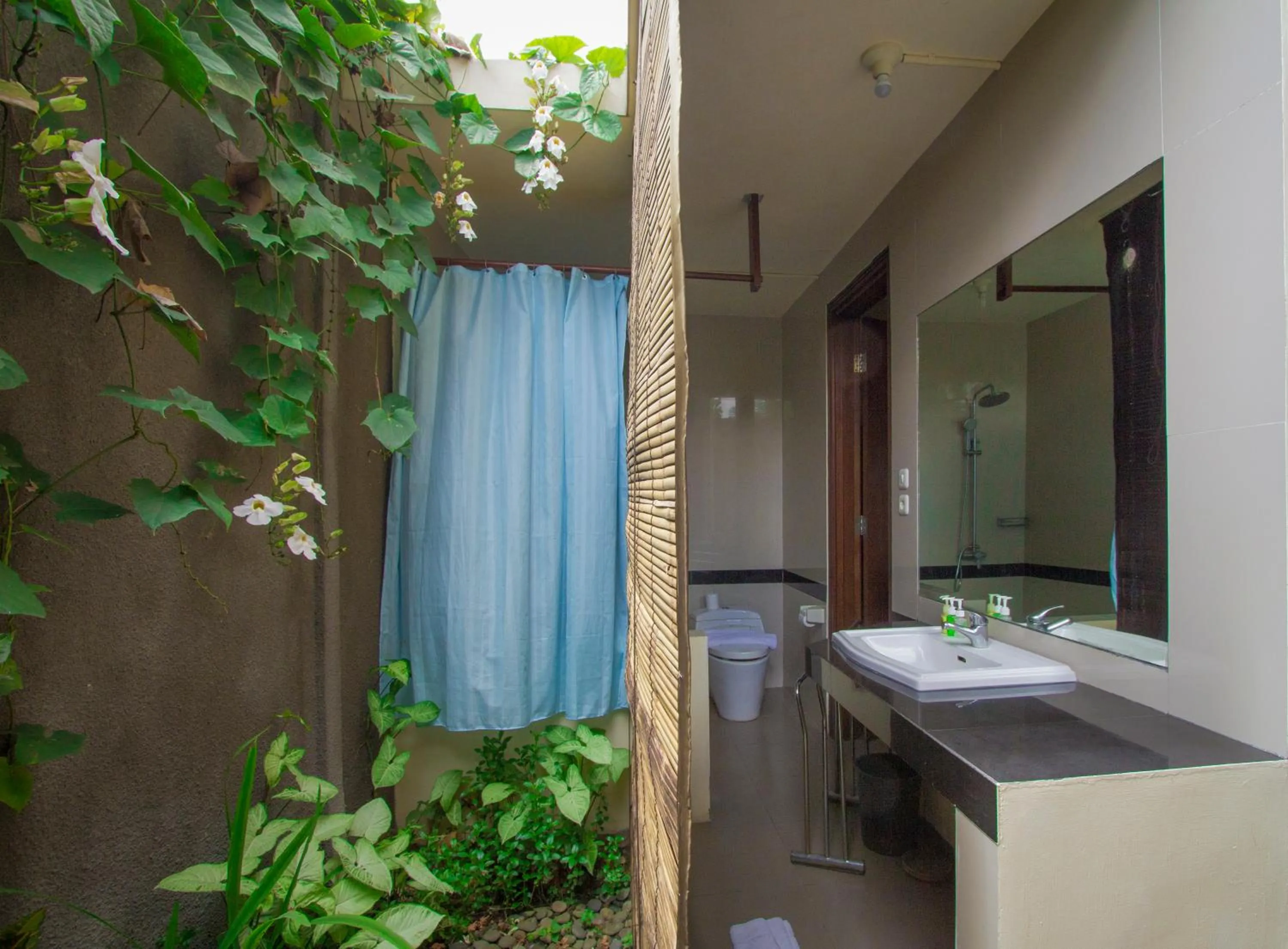 Bathroom in Ladera Villa Ubud