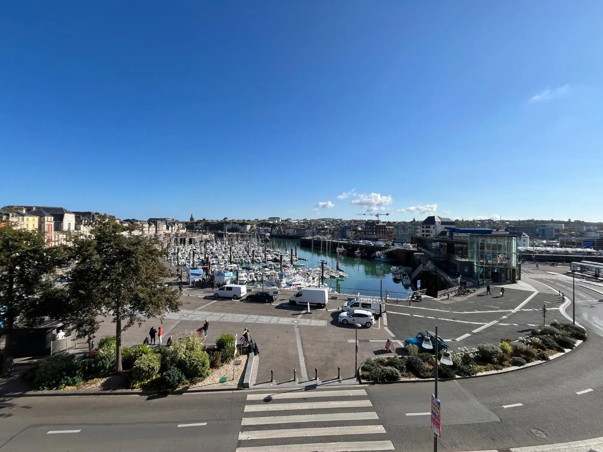 LOGIS Hôtel & Restaurant - Les Arcades