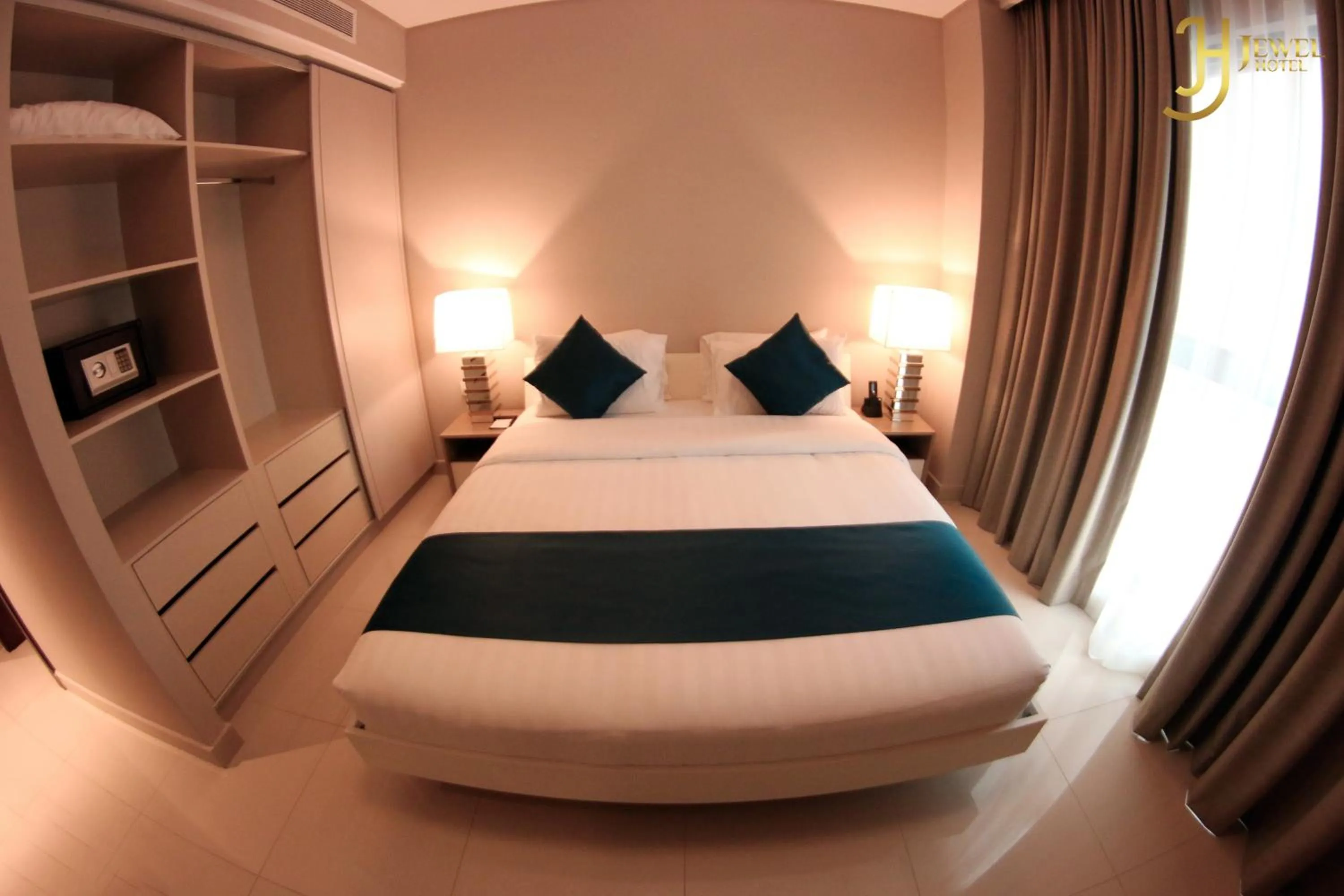 Bed in Sunday Luxury Downtown Adliya Formerly Jewel Hotel