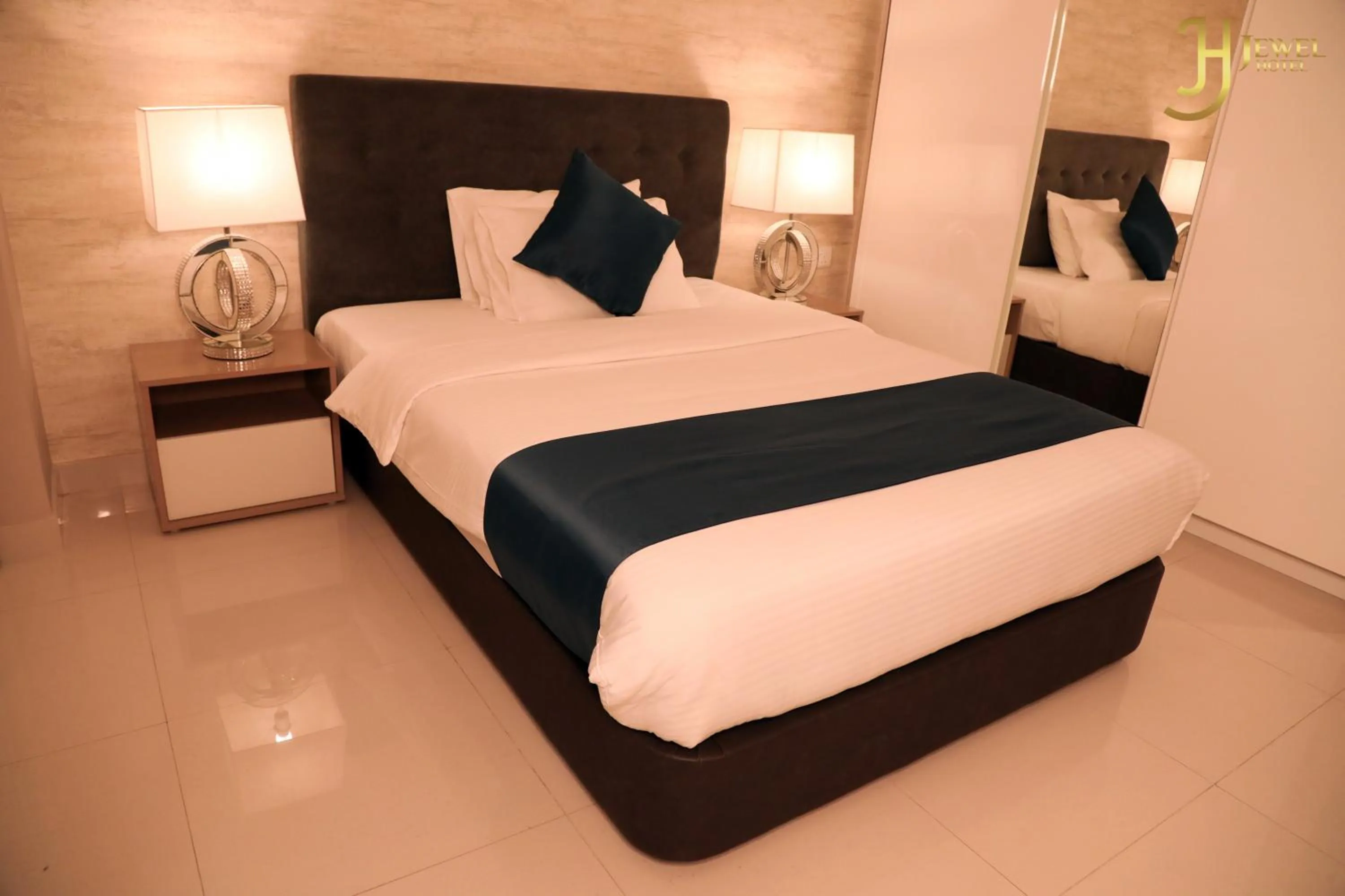 Bed in Sunday Luxury Downtown Adliya Formerly Jewel Hotel