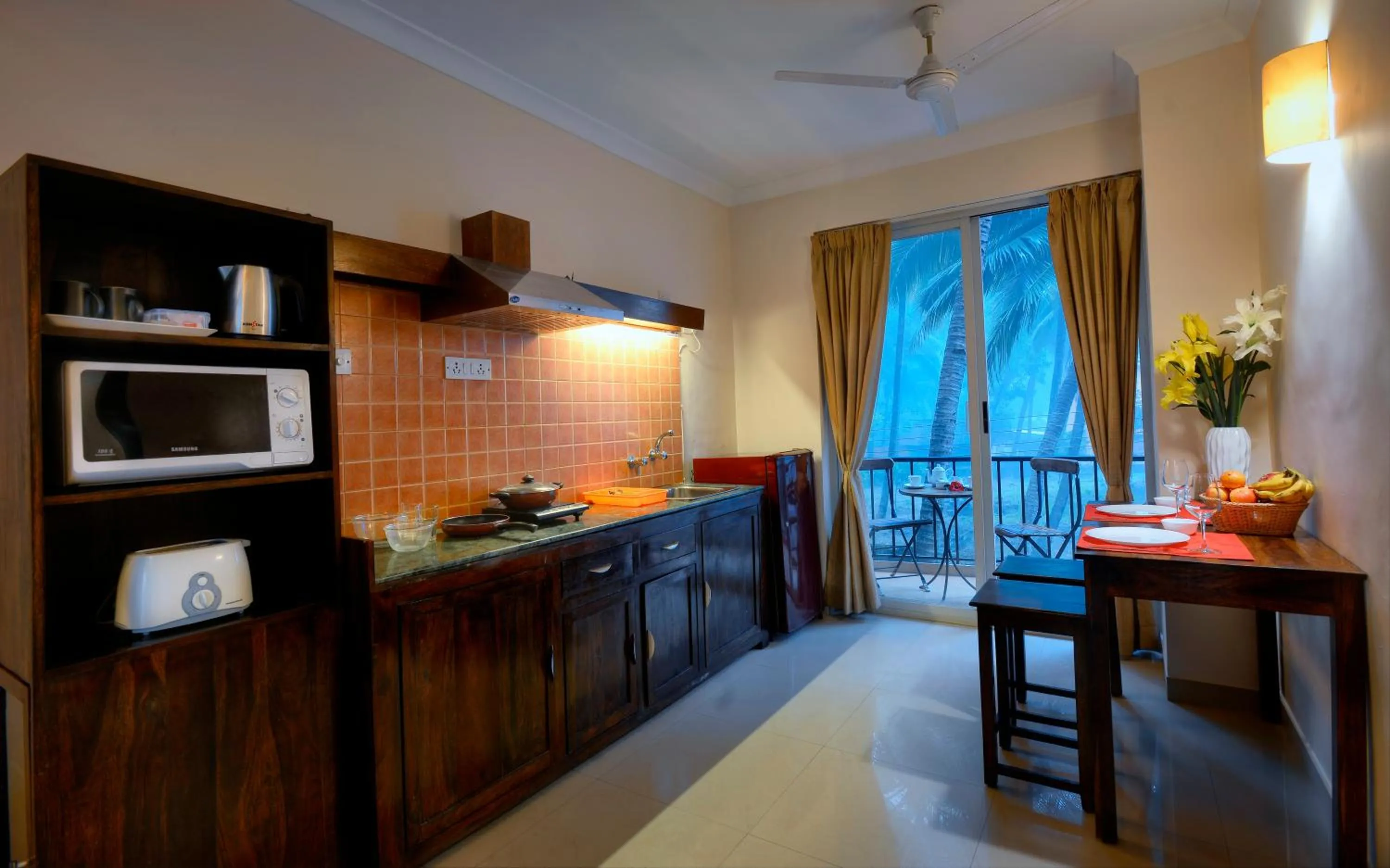 Kitchen or kitchenette in TreeHouse Blue Hotel & Serviced Apartments