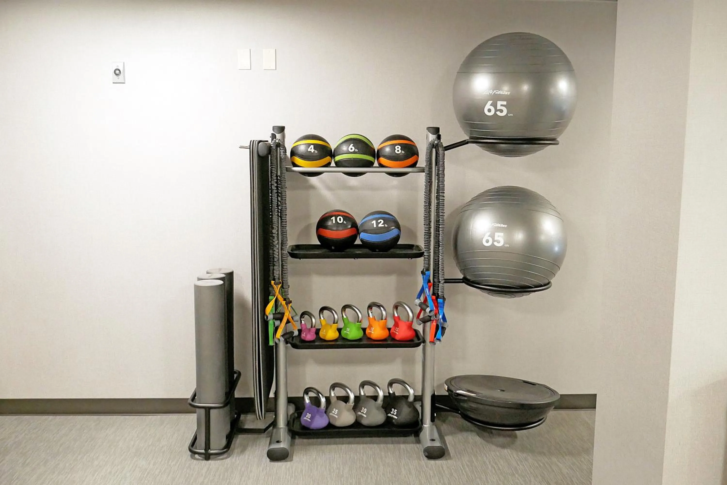 Fitness centre/facilities in Courtyard Culver City Los Angeles