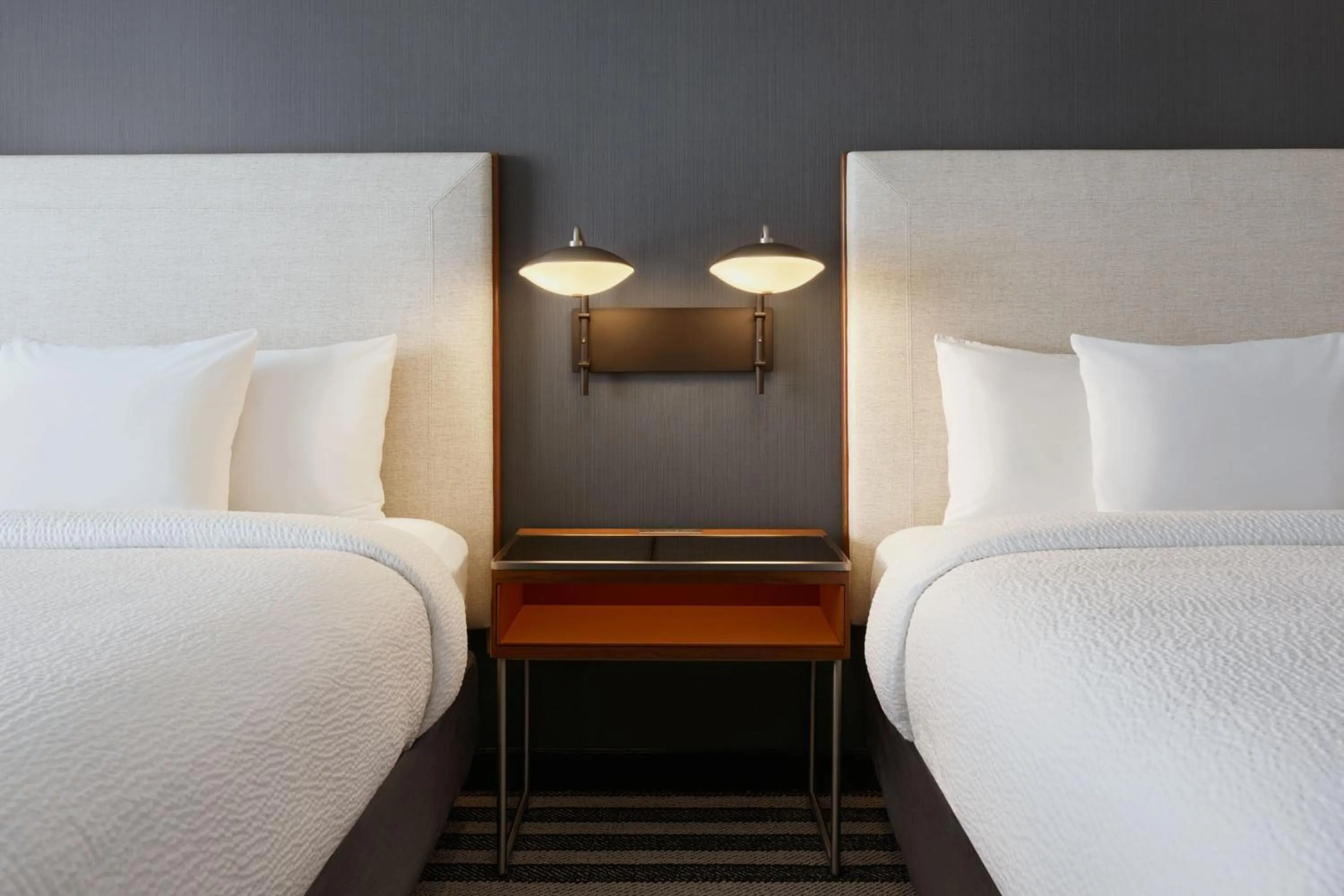 Photo of the whole room, Bed in Courtyard Culver City Los Angeles