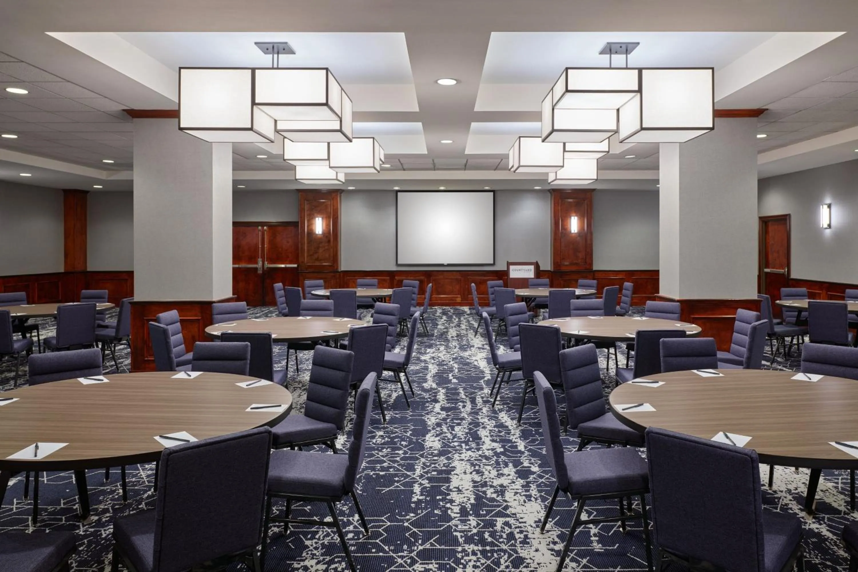 Meeting/conference room in Courtyard Culver City Los Angeles