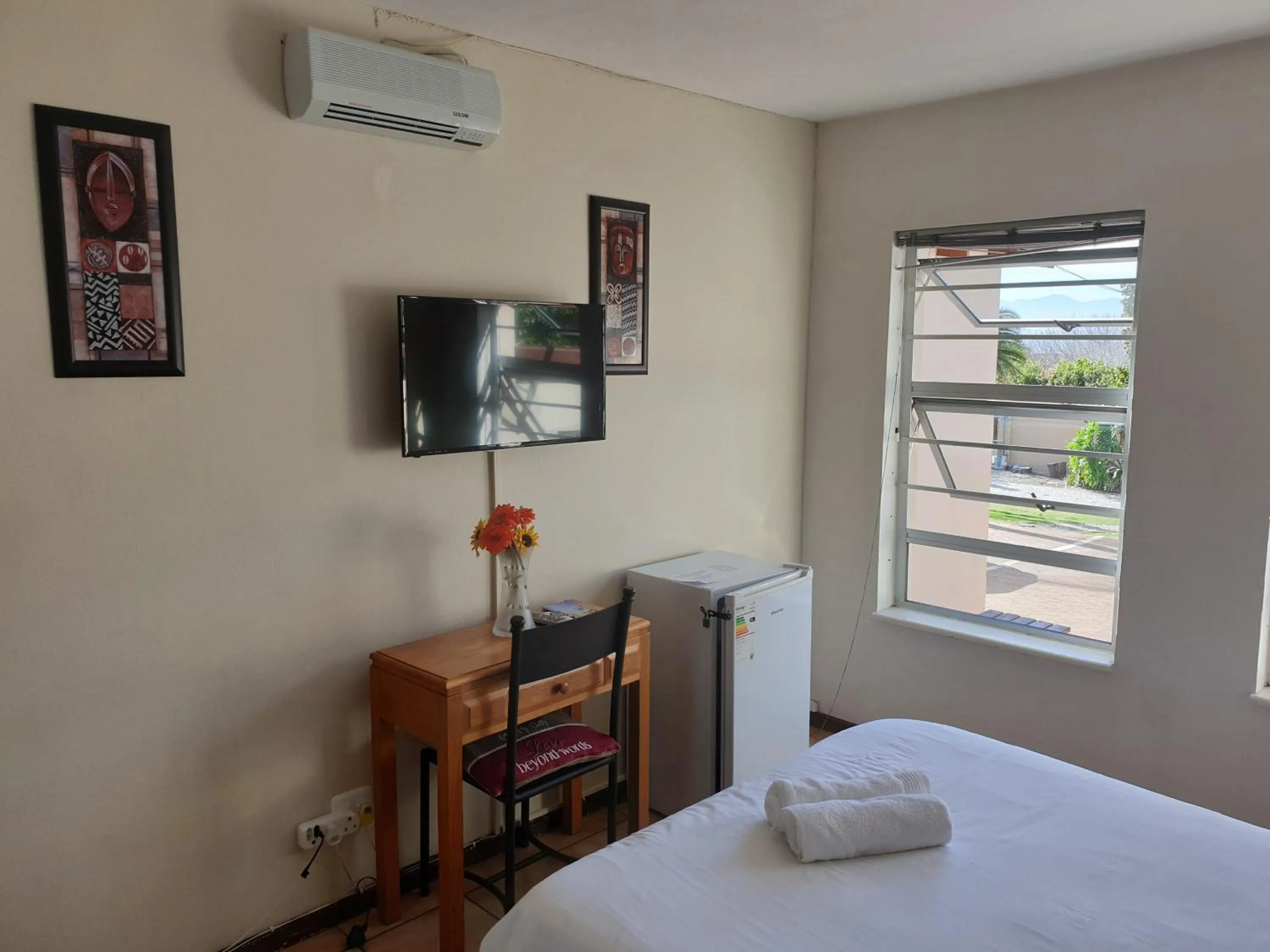 Bed in Amakaya Backpackers Travellers Accommodation