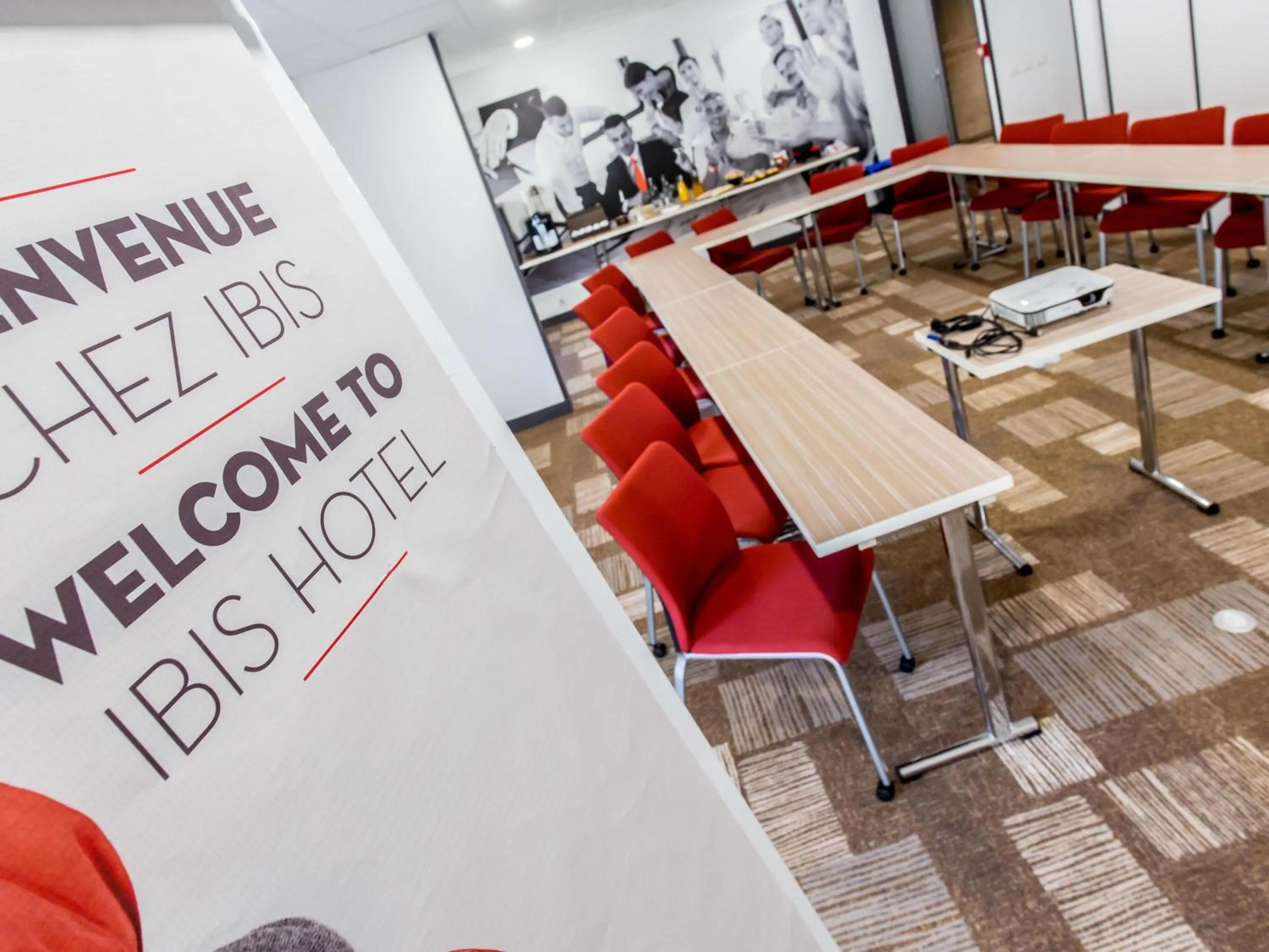 Meeting/conference room in Ibis Bourges Centre, Hôtel Restaurant