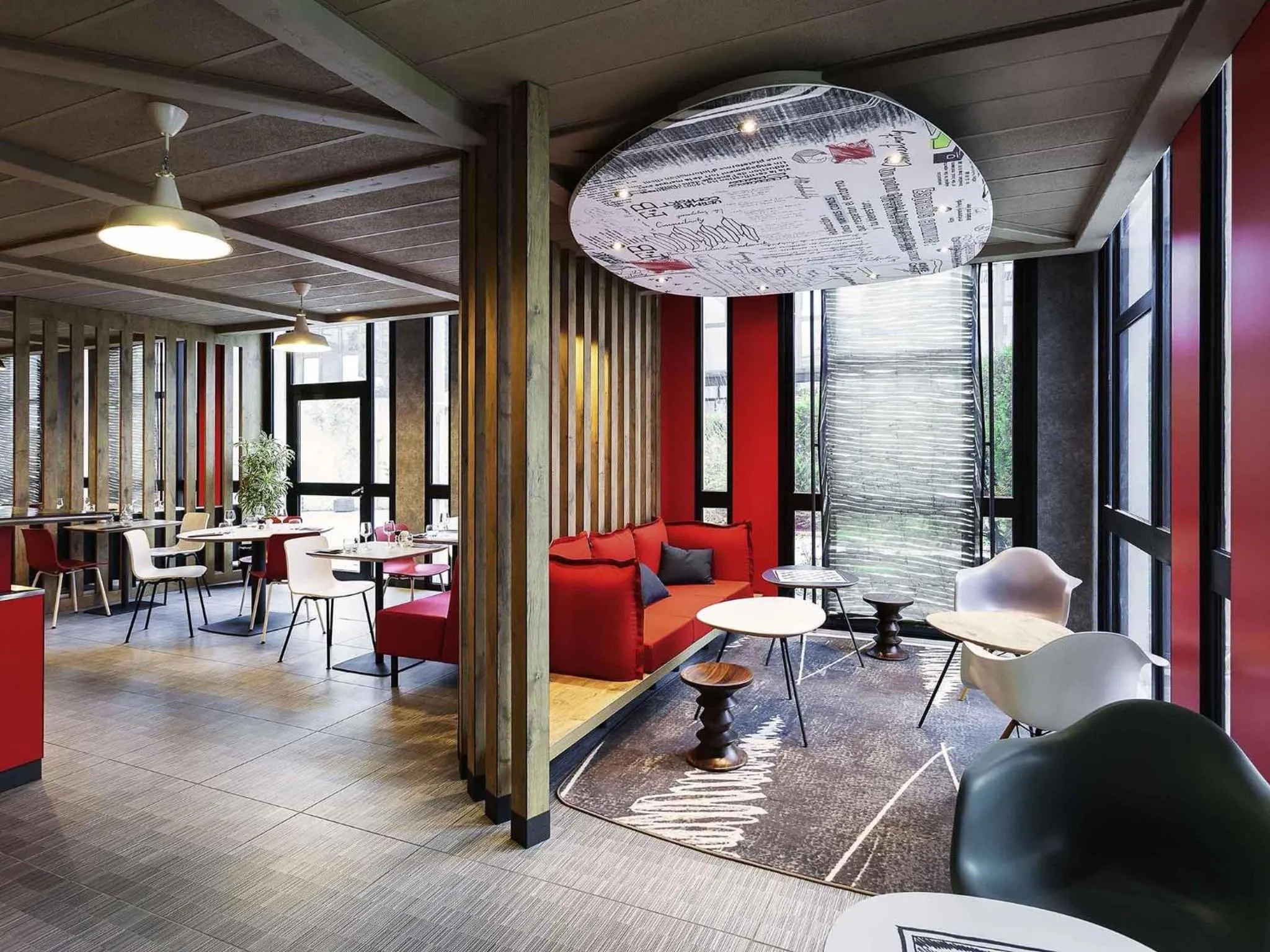 Restaurant/places to eat in Ibis Bourges Centre, Hôtel Restaurant